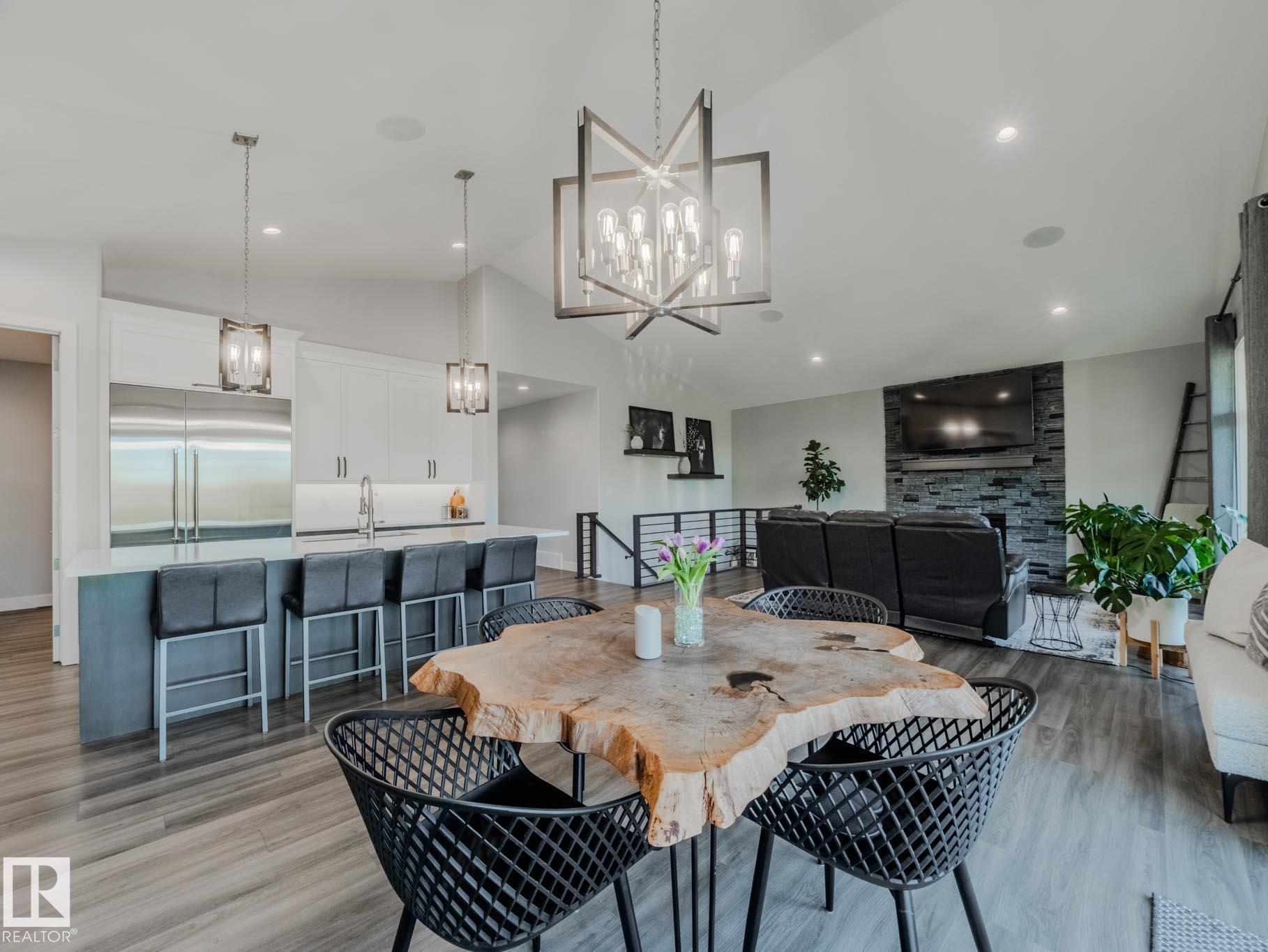 Photo 11 at 35 Lilac Bay, Stoneshire, Spruce Grove