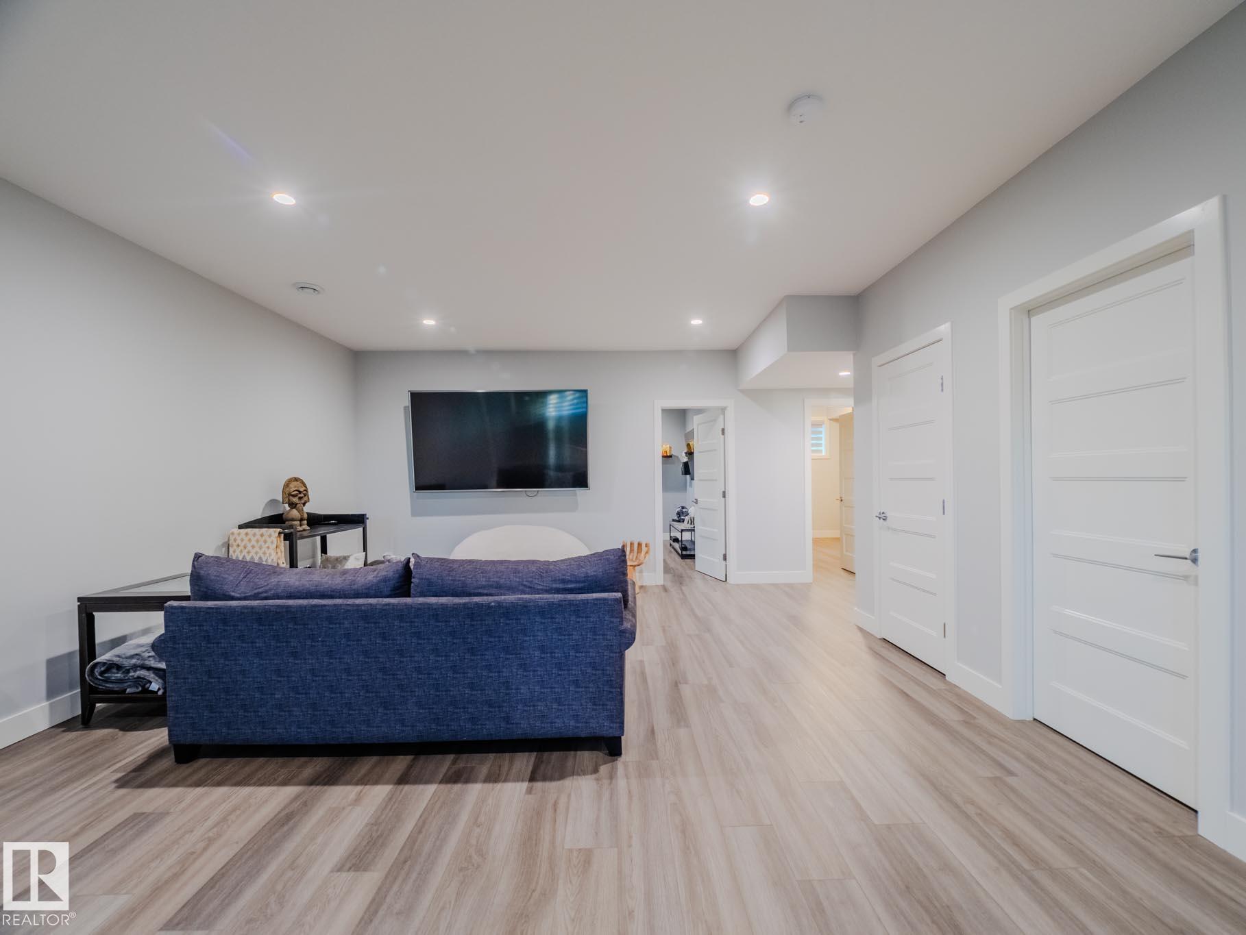 Photo 35 at 35 Lilac Bay, Stoneshire, Spruce Grove