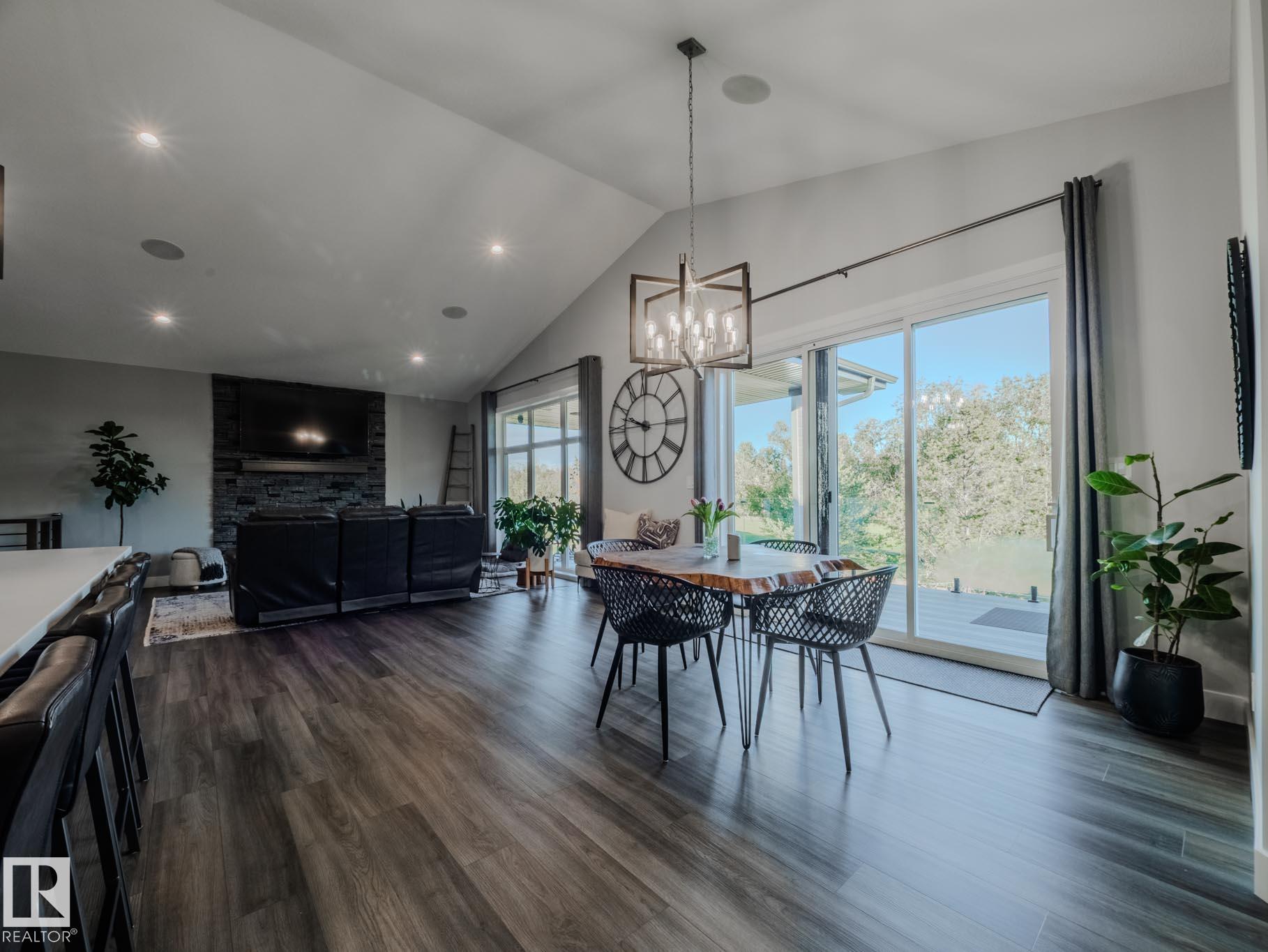 Photo 10 at 35 Lilac Bay, Stoneshire, Spruce Grove