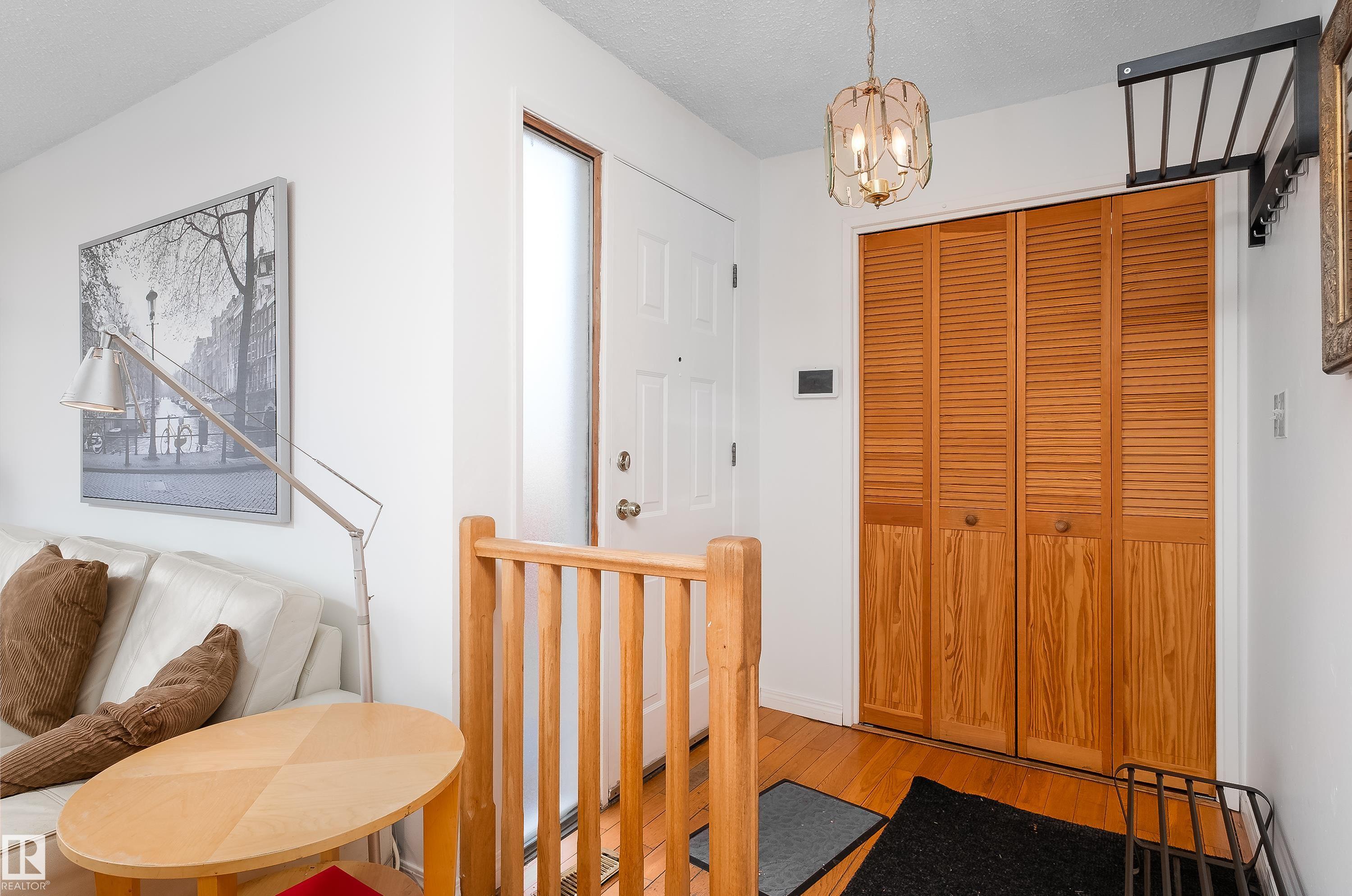 Photo 13 at 1303 35 Street NW, Crawford Plains, Edmonton