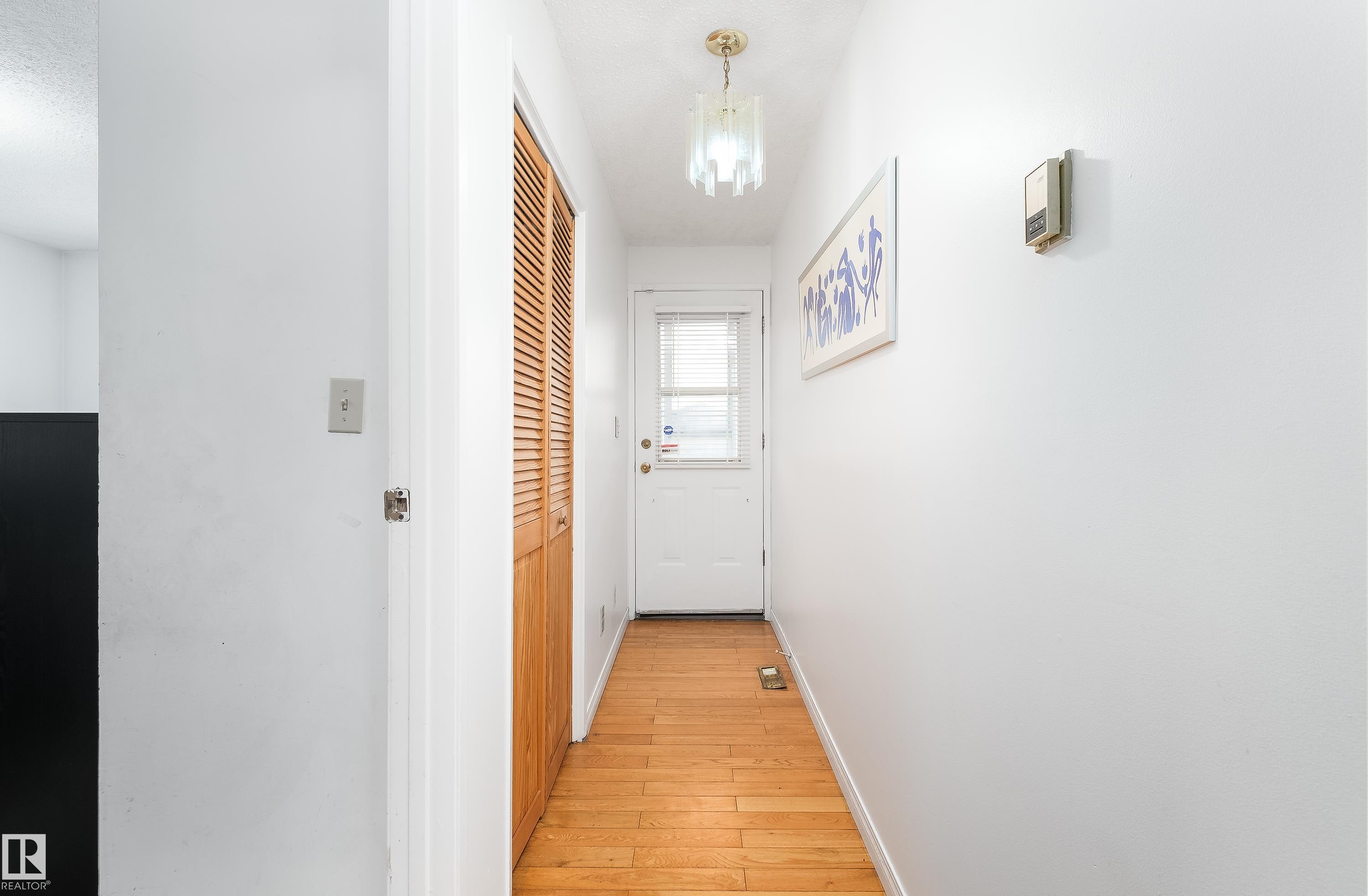 Photo 23 at 1303 35 Street NW, Crawford Plains, Edmonton