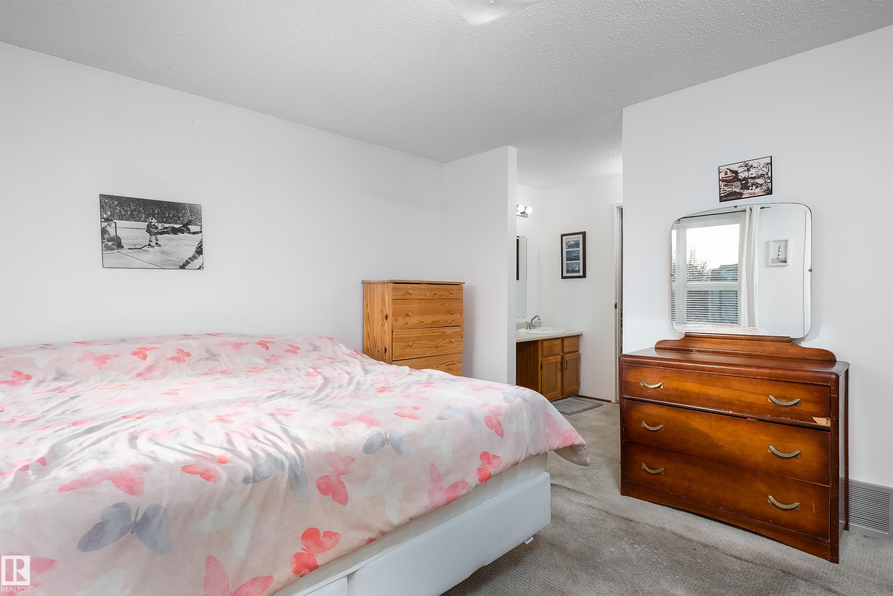 Photo 30 at 1303 35 Street NW, Crawford Plains, Edmonton