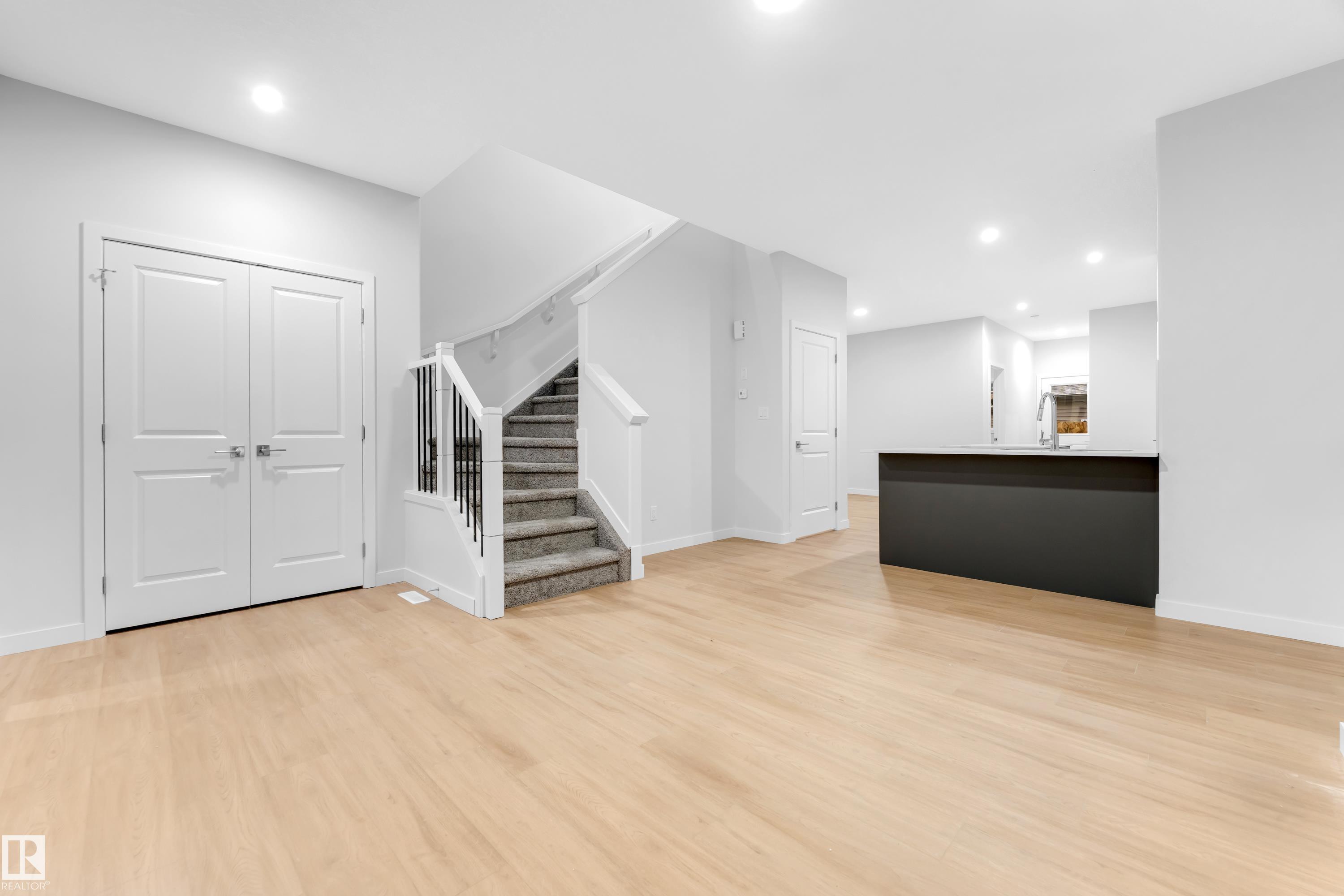 252 24 Street NW, Alces, Edmonton