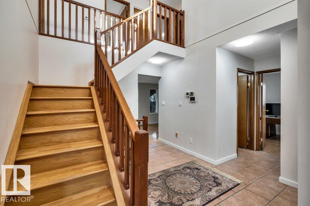 Picture for 706 Burley DR NW