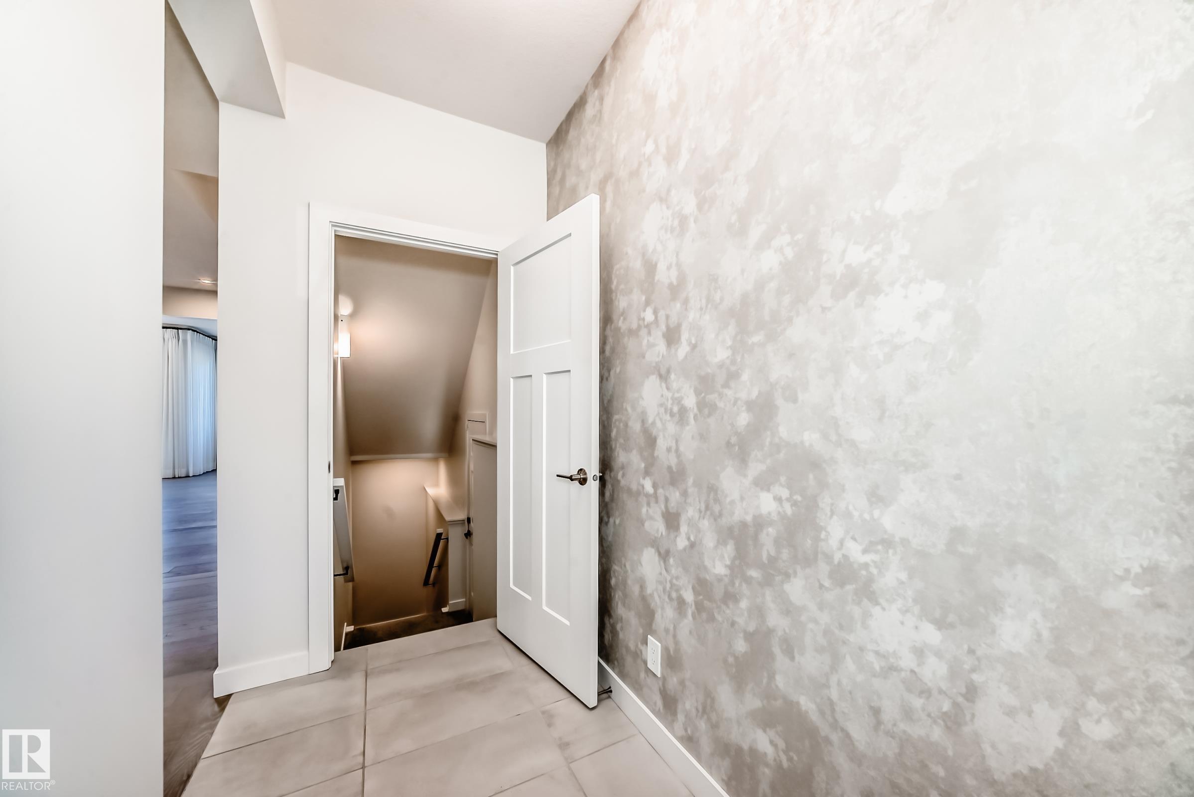 Picture for 4454 KINSELLA GREEN GR SW