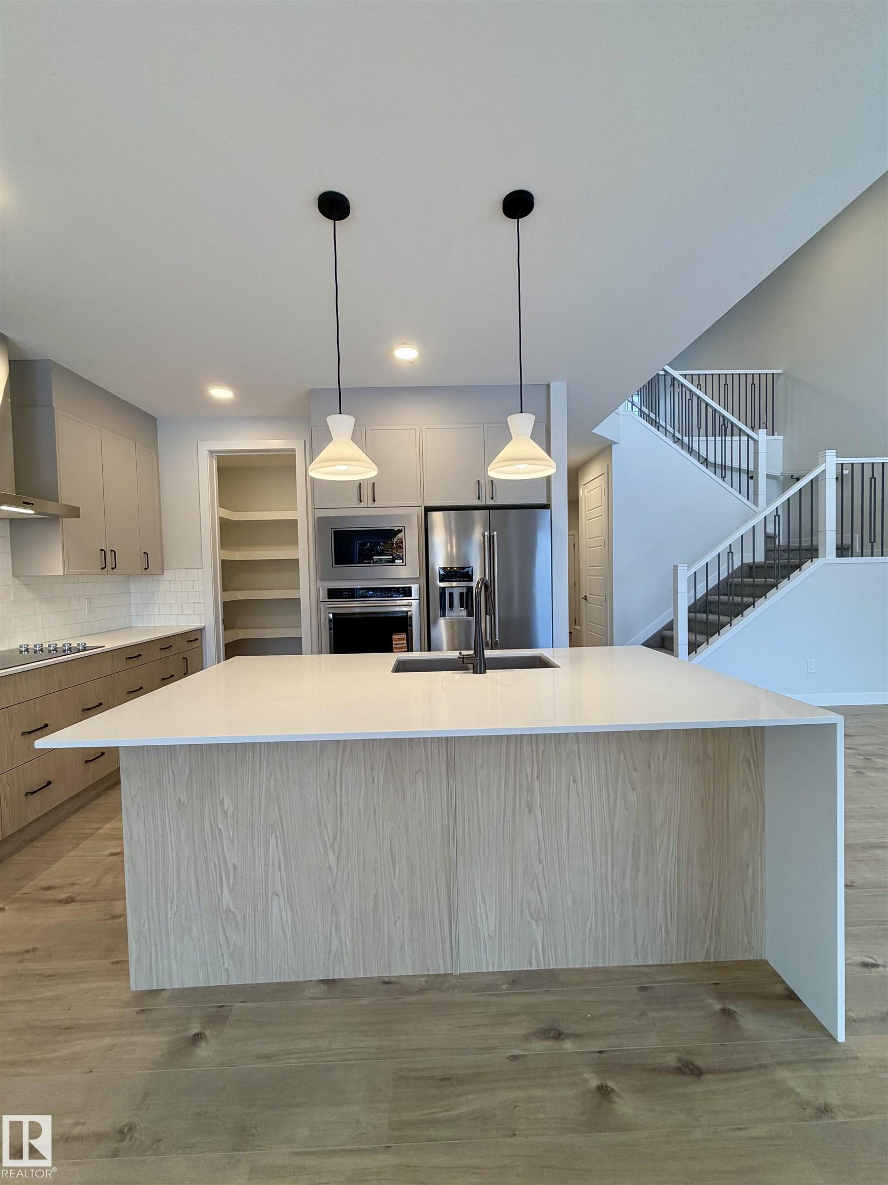 Picture for 289 GLENRIDDING RAVINE RD SW