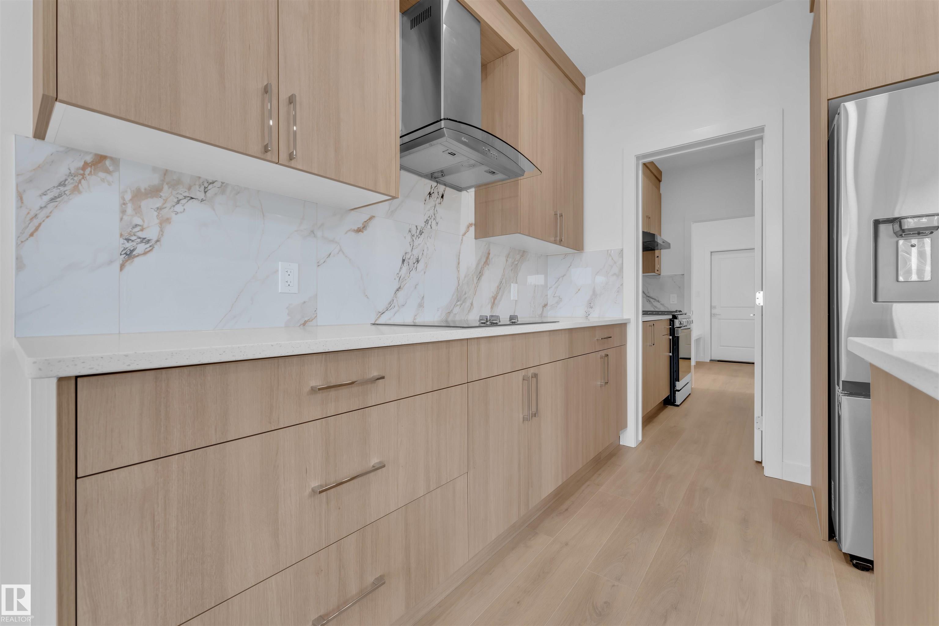 Photo 12 at 2 Cobblestone Gate, Fenwyck, Spruce Grove