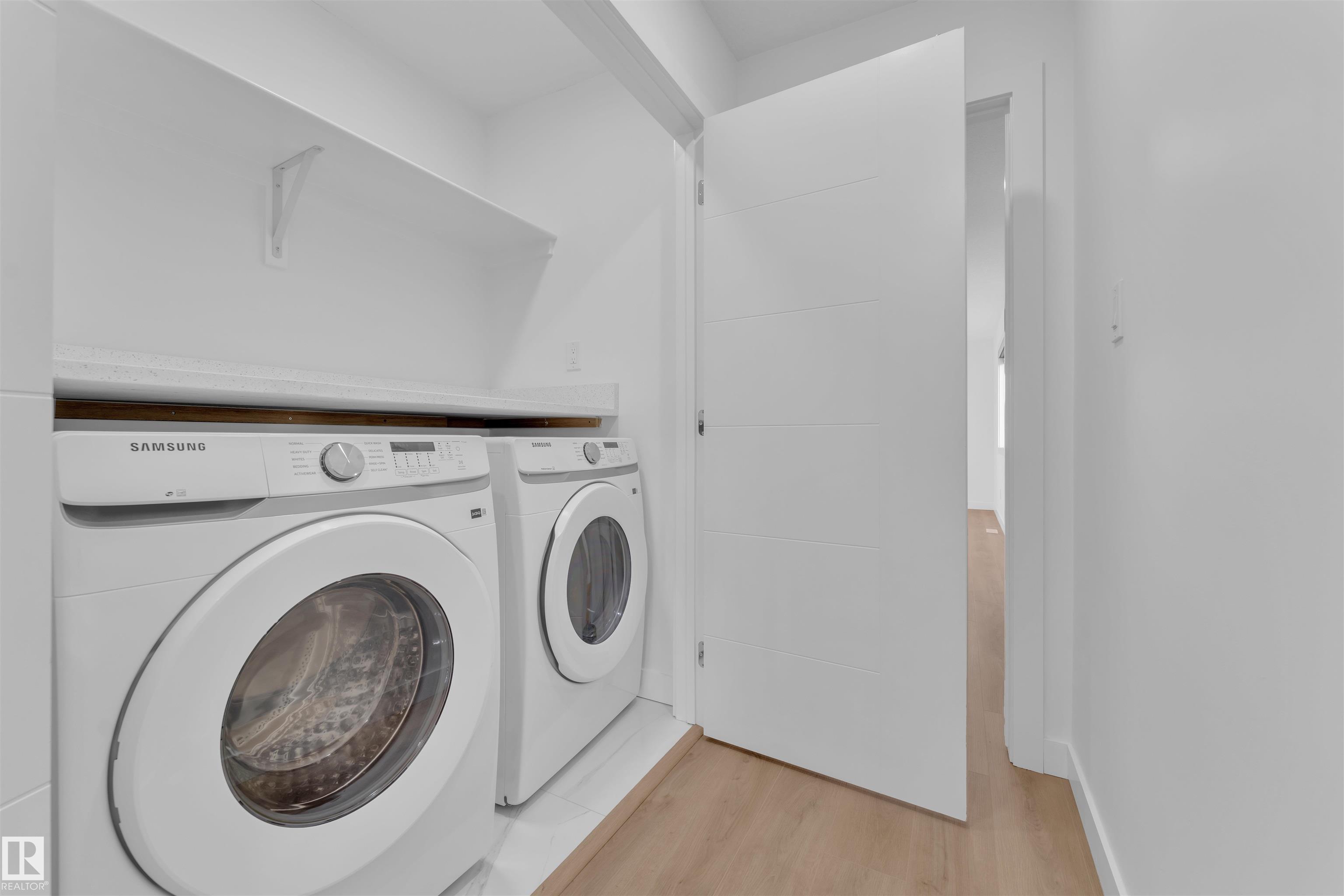 Photo 29 at 2 Cobblestone Gate, Fenwyck, Spruce Grove