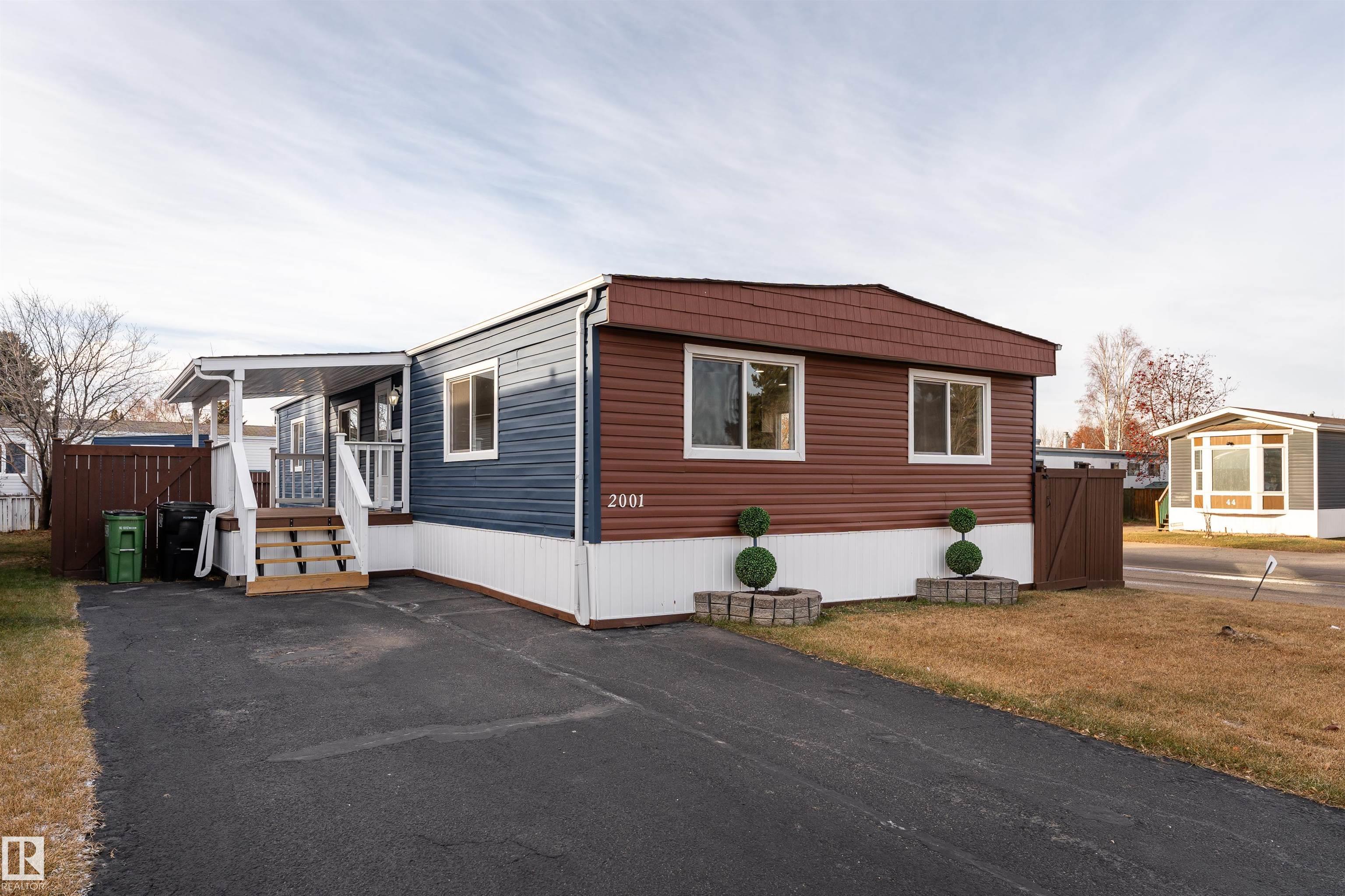 Picture for 2001 West View GR NW