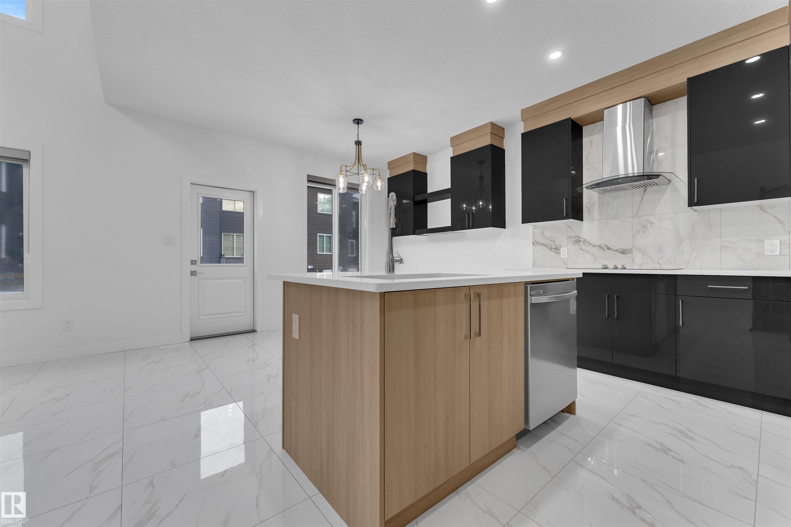 Photo 13 at 3512 41 Avenue, Azur, Beaumont