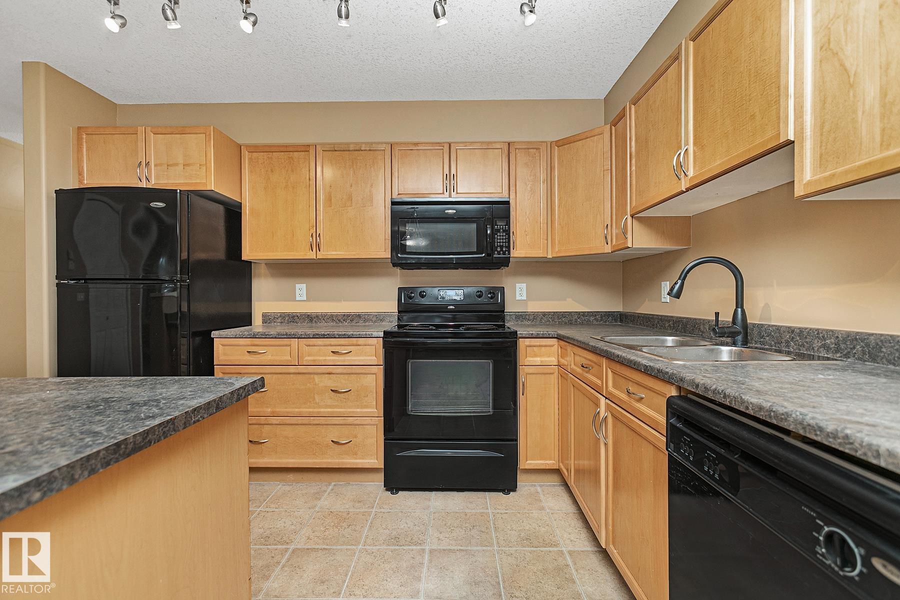 Picture for #110 1589 GLASTONBURY BV NW