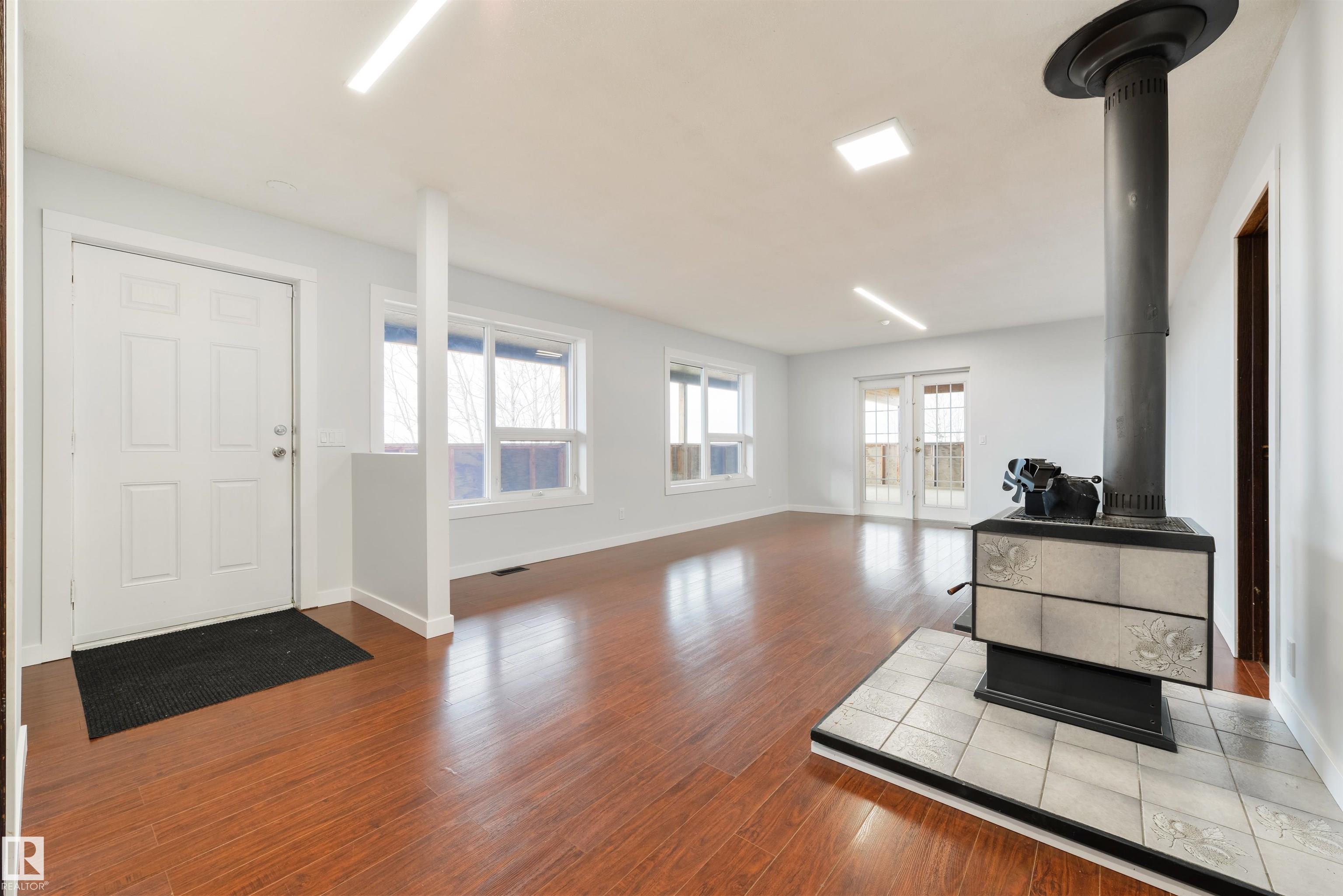 Photo 7 at 51328 Rge Road 24, None, Rural Parkland County