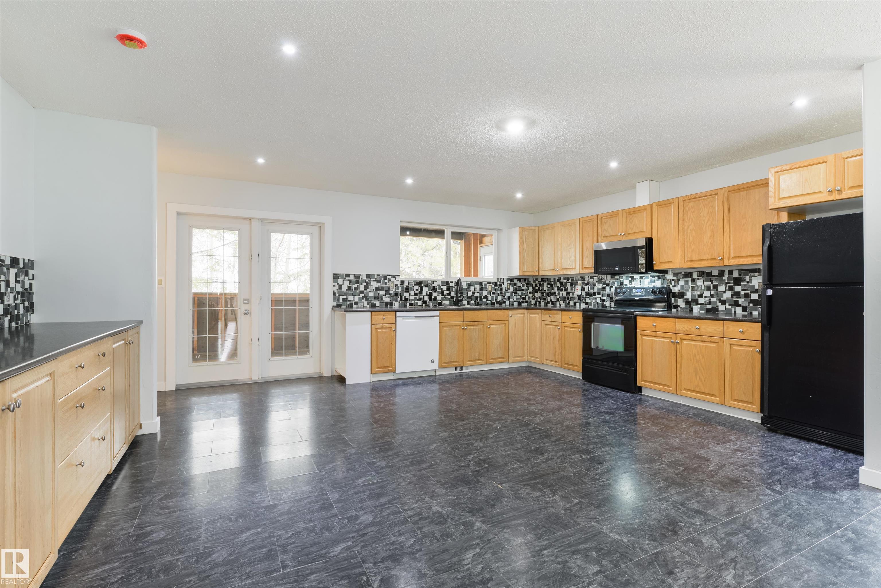 Photo 9 at 51328 Rge Road 24, None, Rural Parkland County