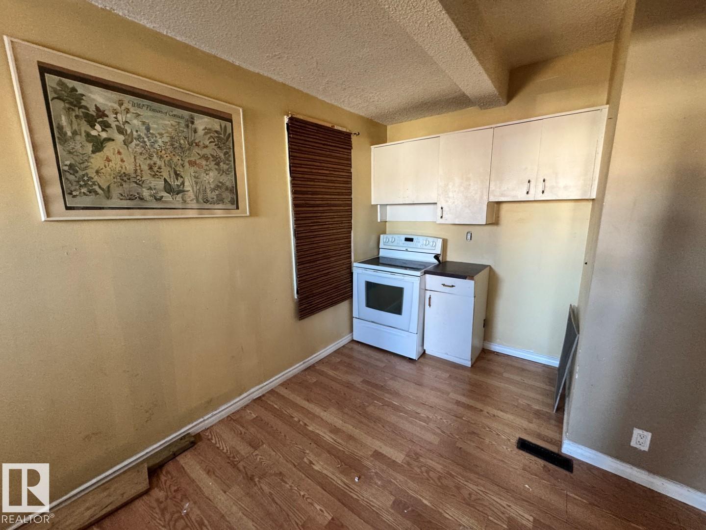 Picture for 11251 86 ST NW