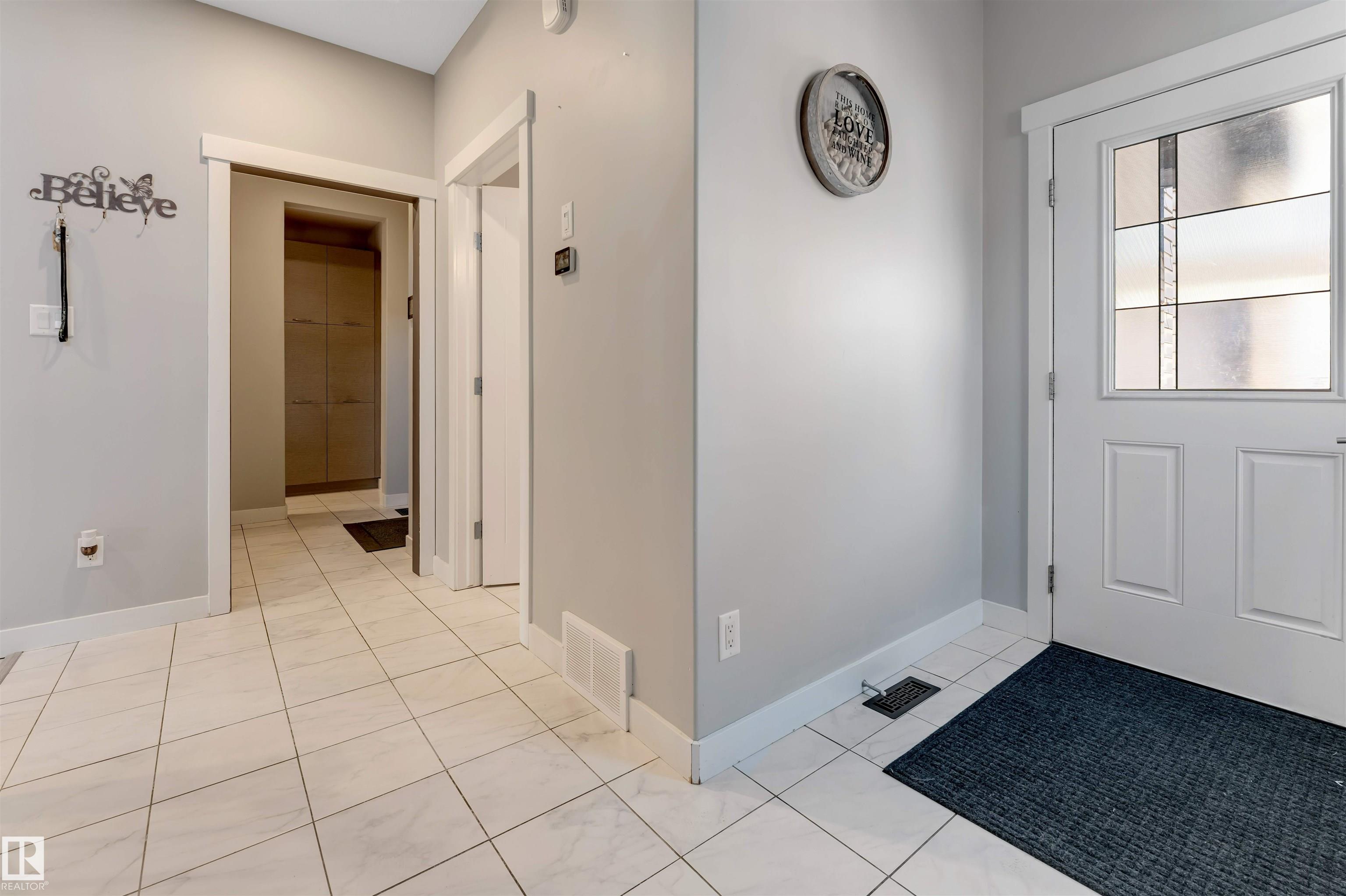 Picture for 811 35 AV NW