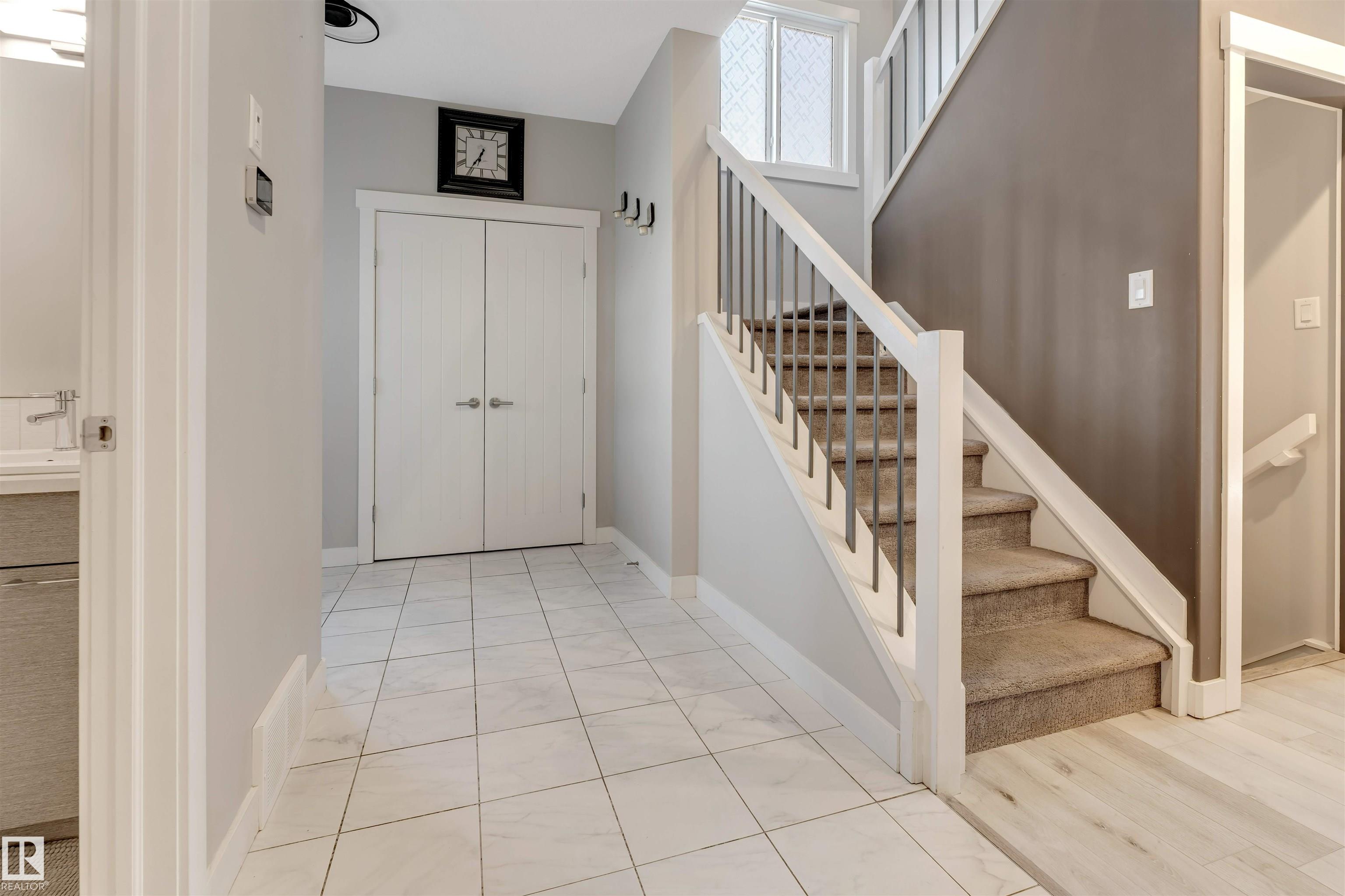 Picture for 811 35 AV NW