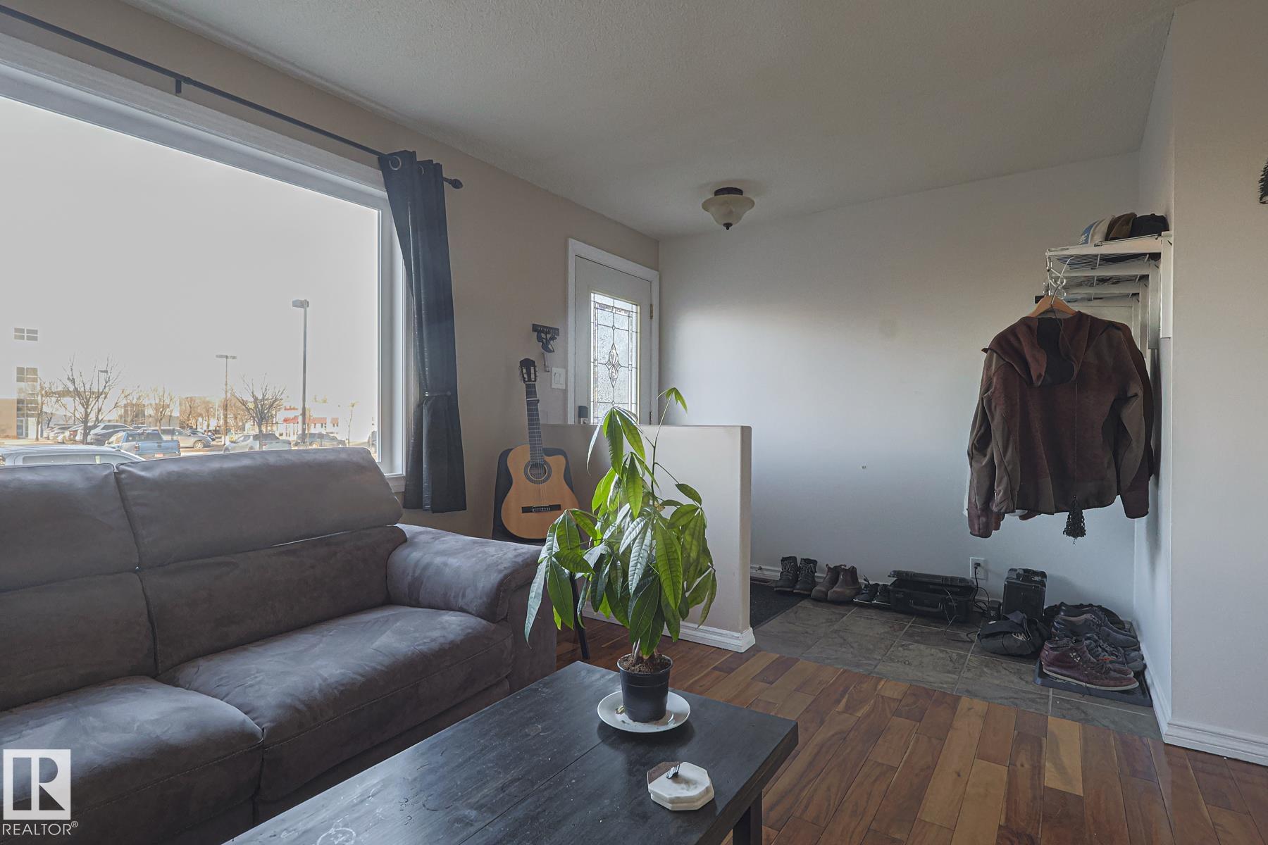 Picture for 16025 100A AV NW