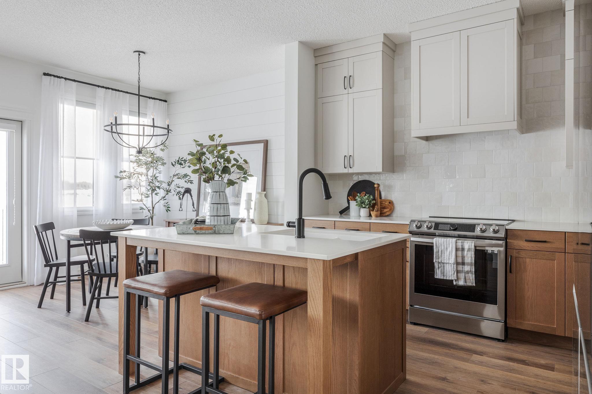 Photo 7 at 16 Emerald Way, Easton, Spruce Grove