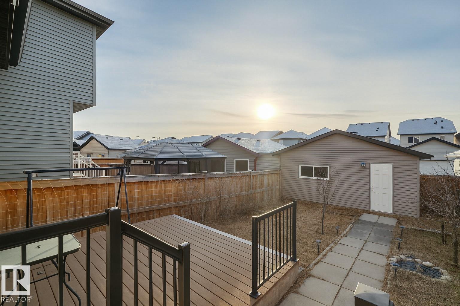 Picture for 754 EAGLESON CR NW