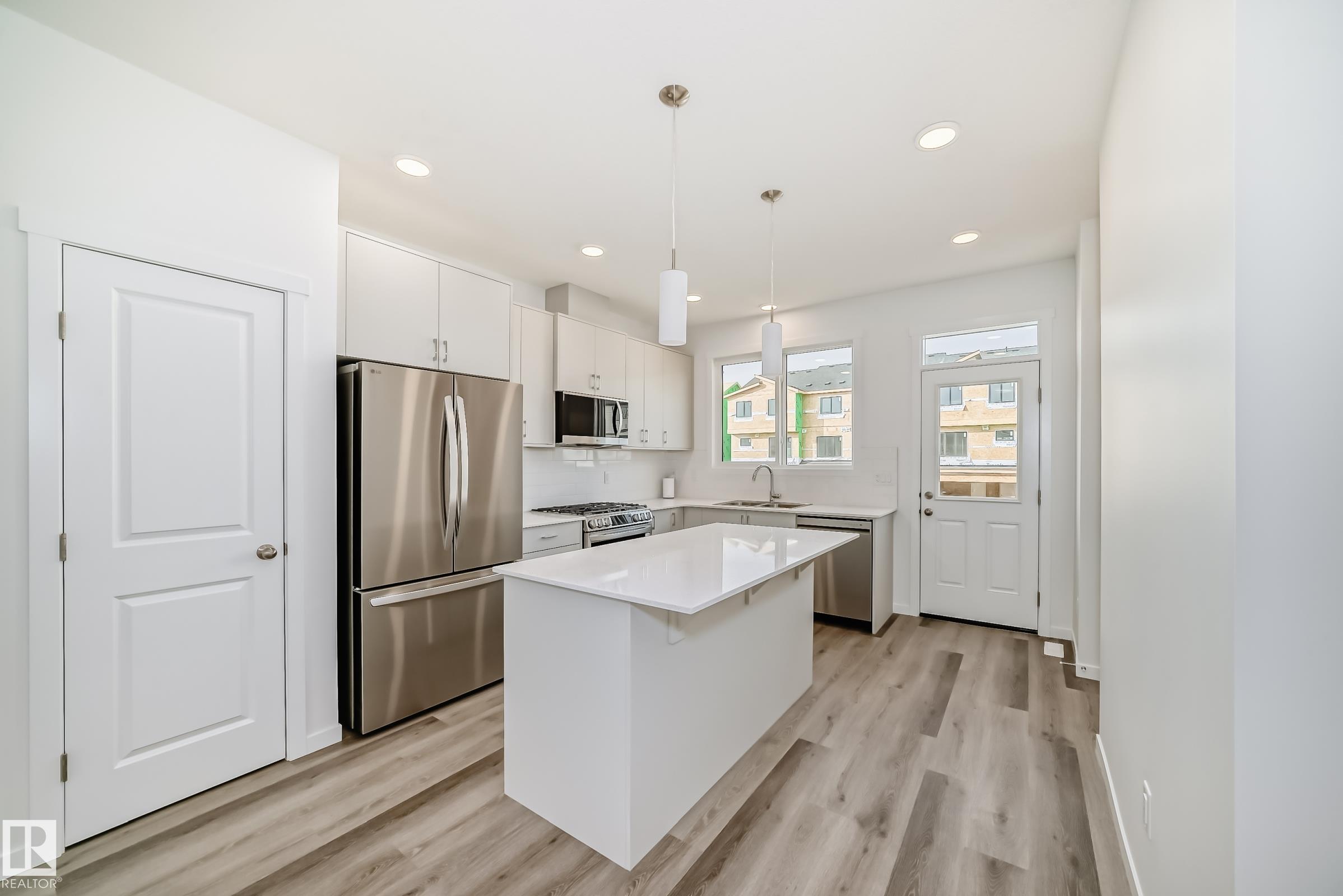 Picture for 3965 Wren LO NW