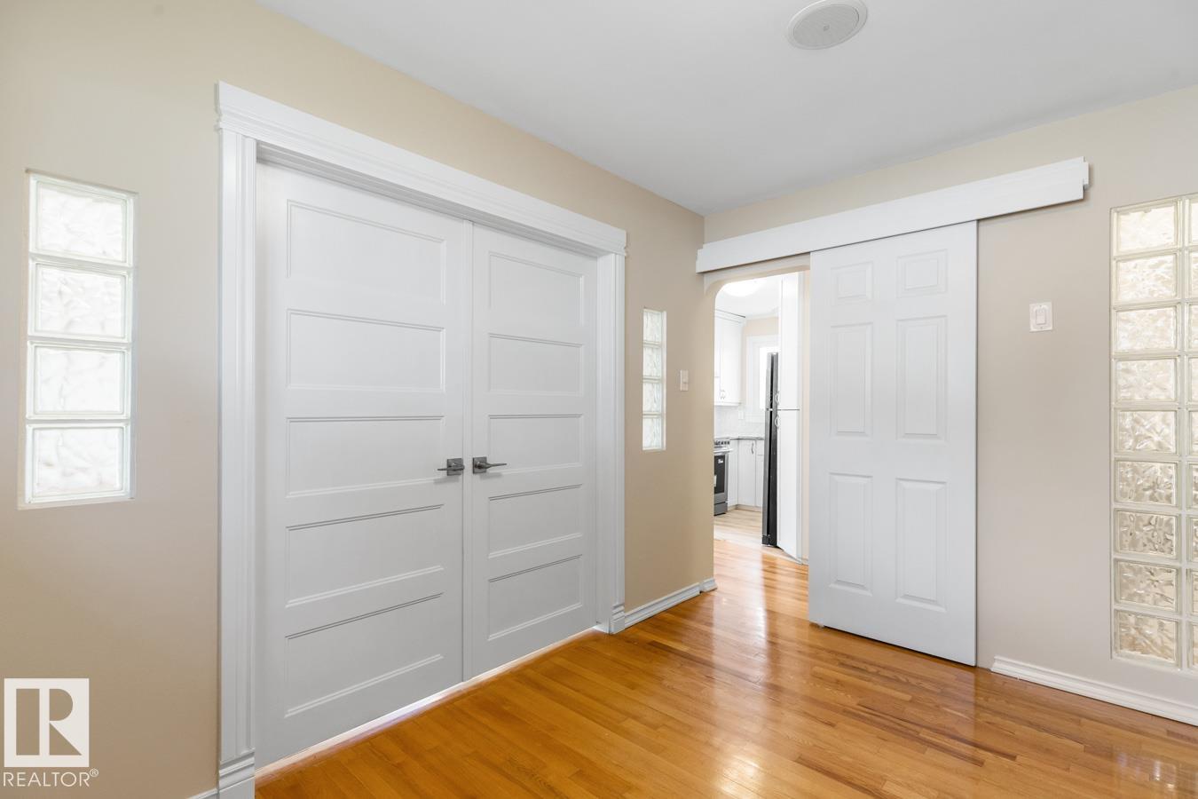 Photo 19 at 13908 57 Street NW, York, Edmonton