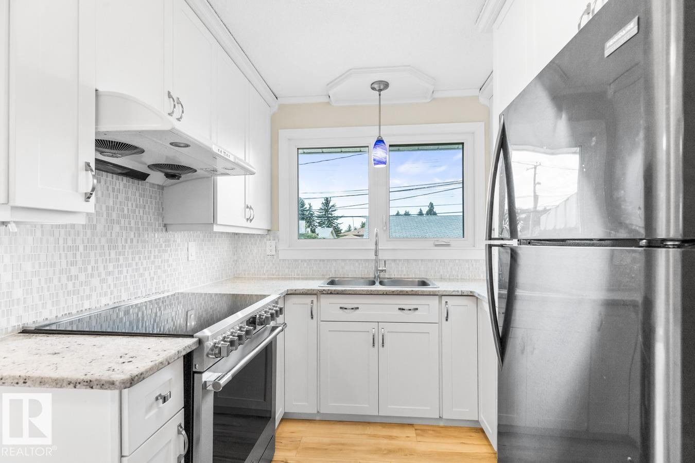 Photo 9 at 13908 57 Street NW, York, Edmonton