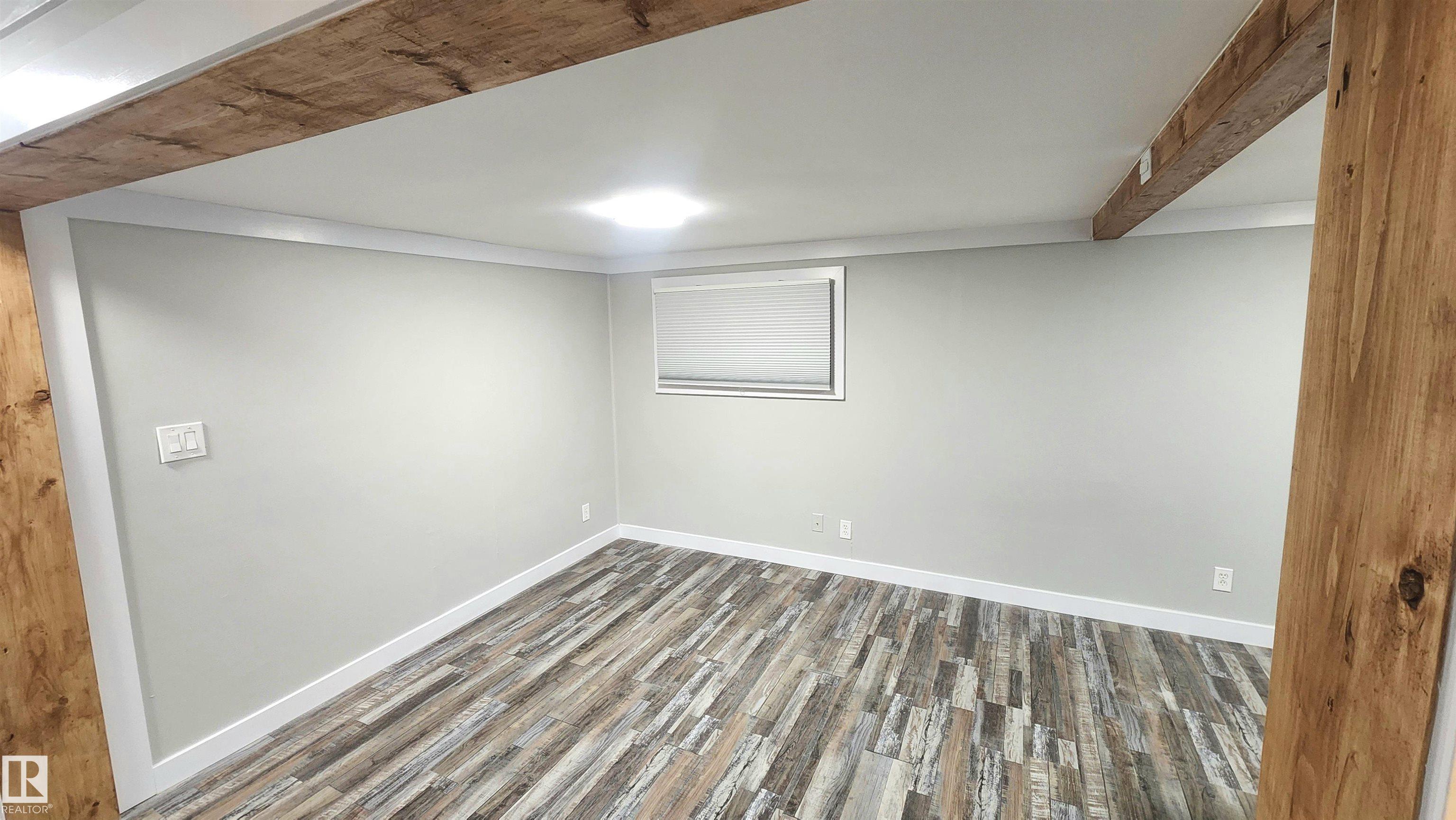 Picture for 90 RIM RD NW NW