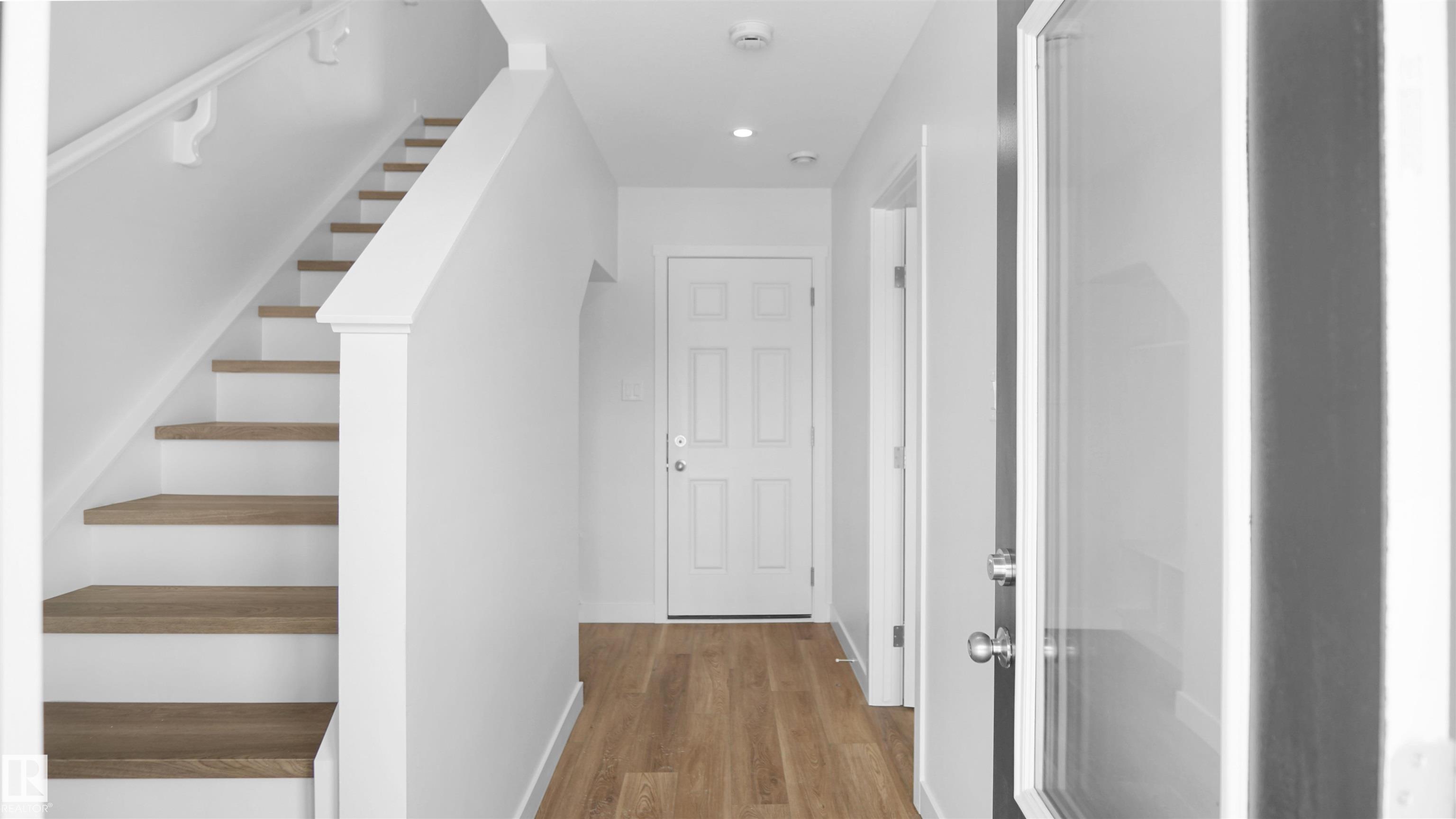 Picture for 639 176 AV NE