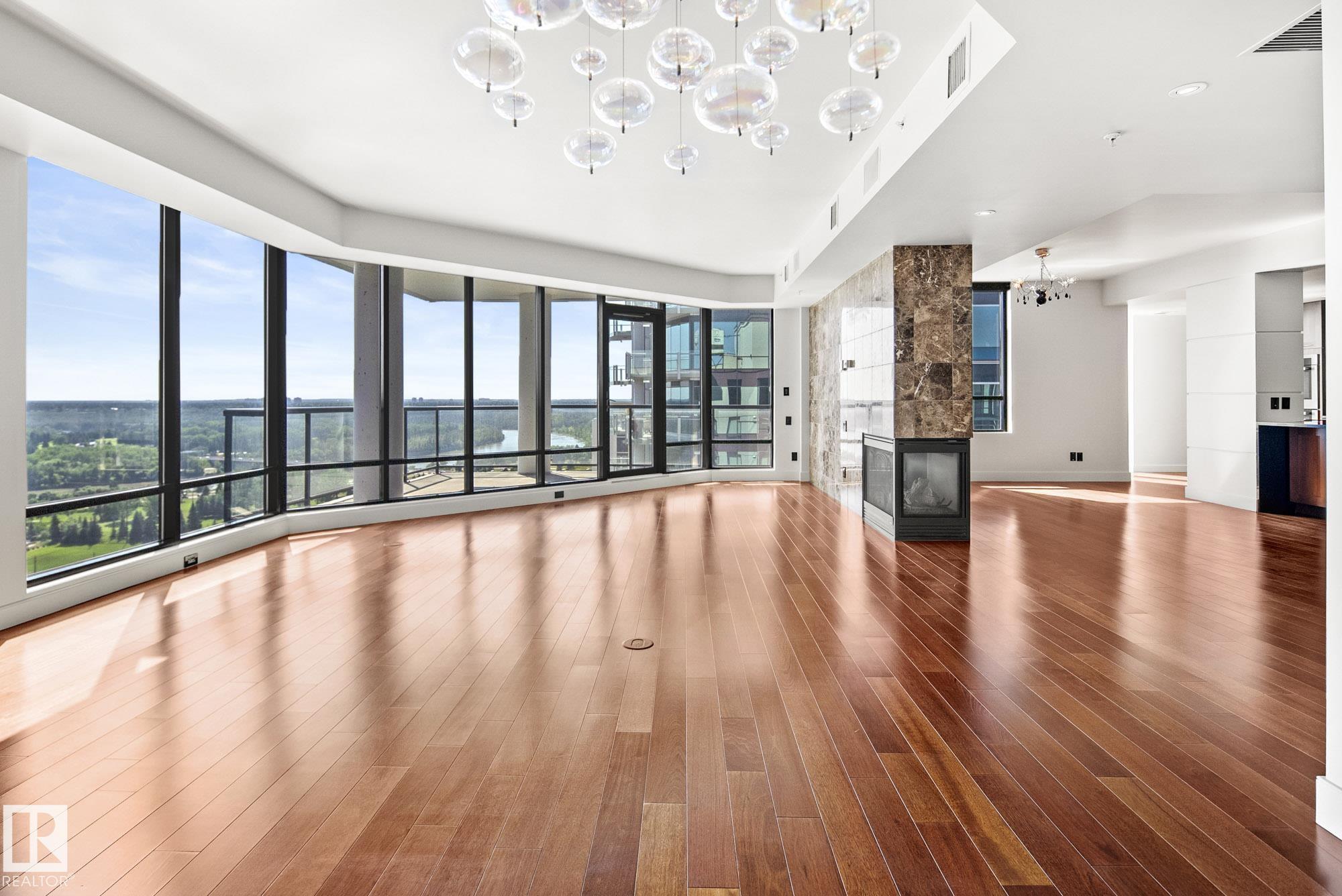 Picture for #1200 11933 JASPER AV NW