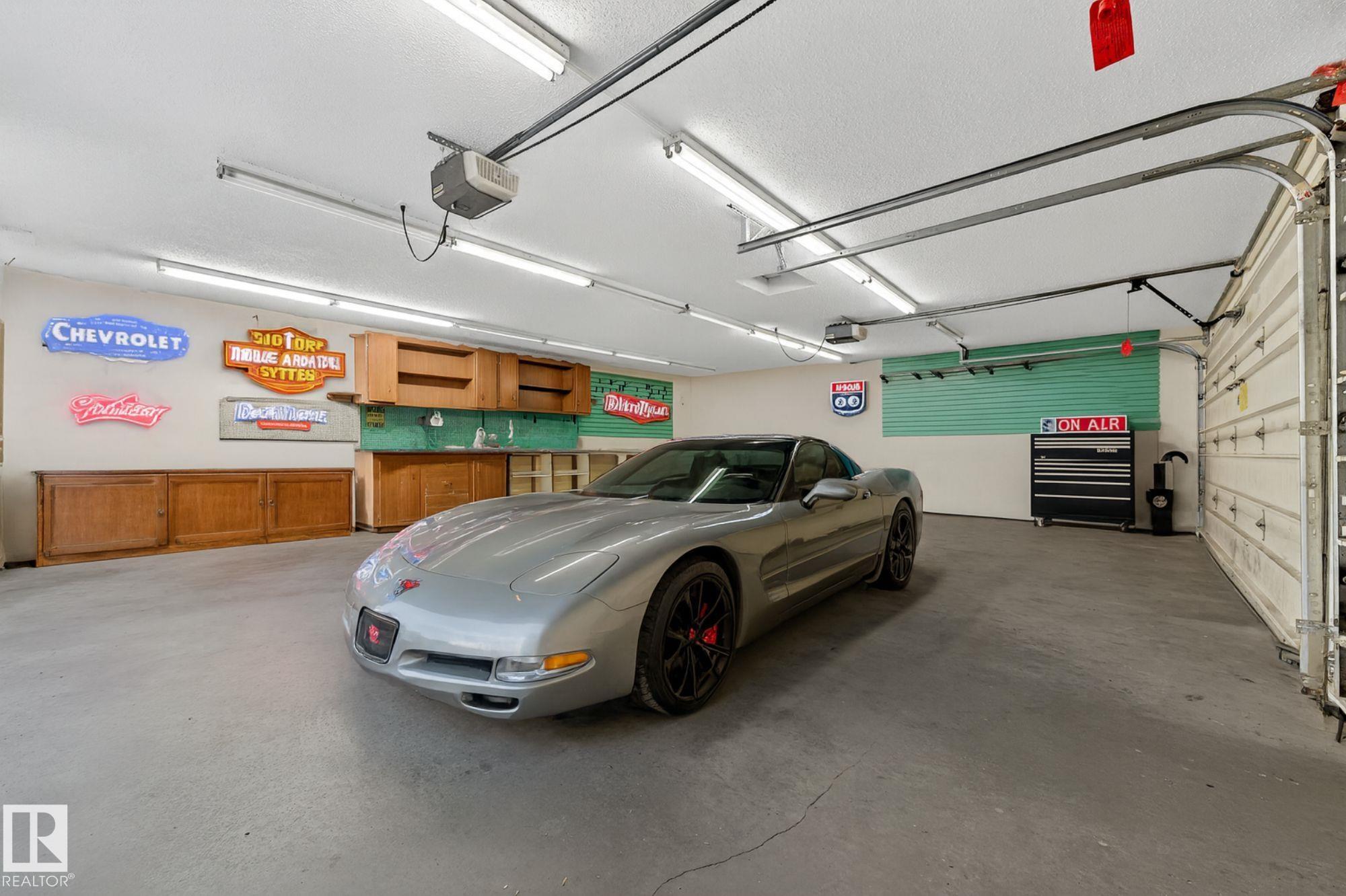 Picture for 11423 127 ST NW