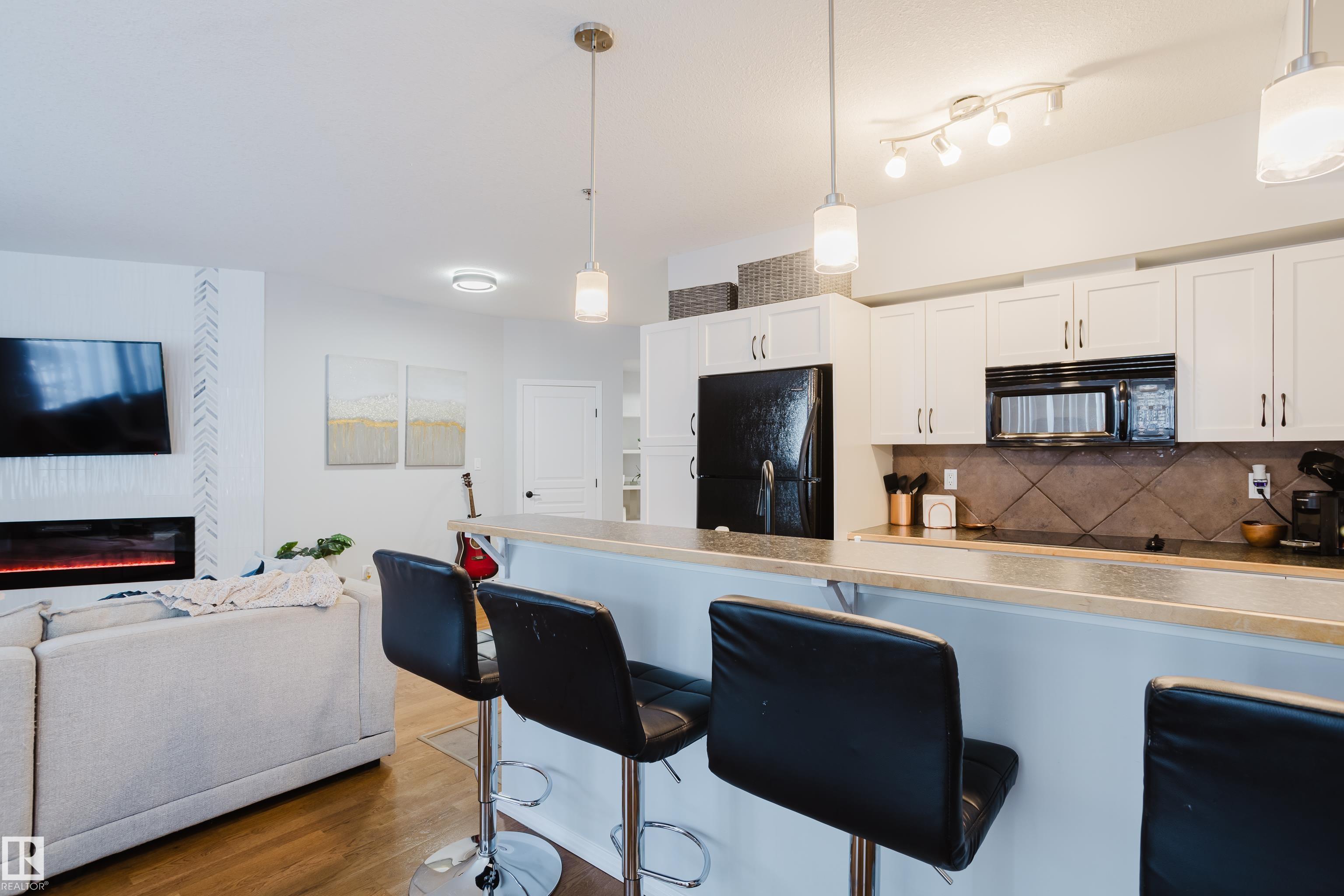 Photo 9 at 140 - 4827 104a Street NW, Empire Park, Edmonton