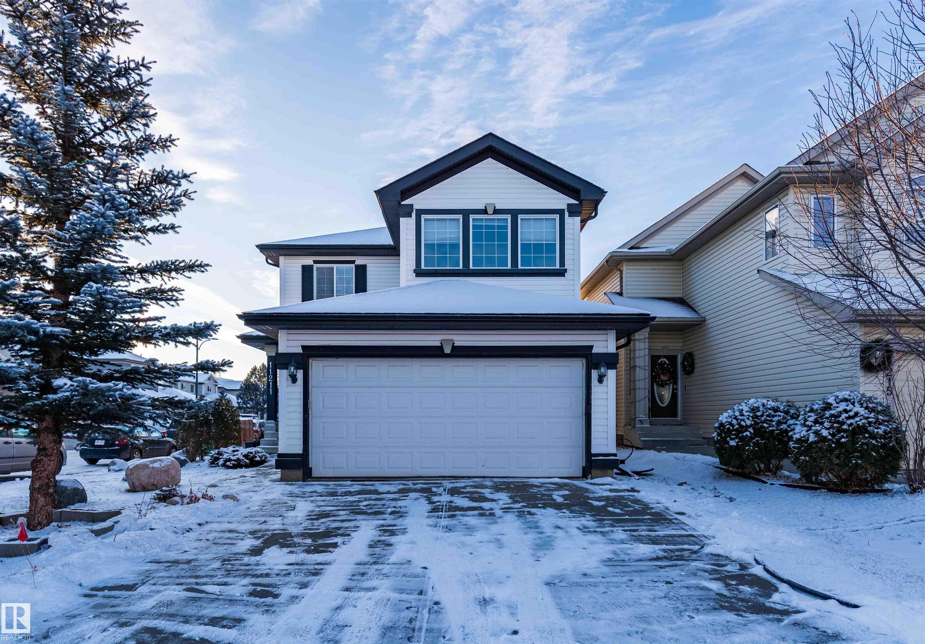 11211 11 Avenue SW, Rutherford, Edmonton