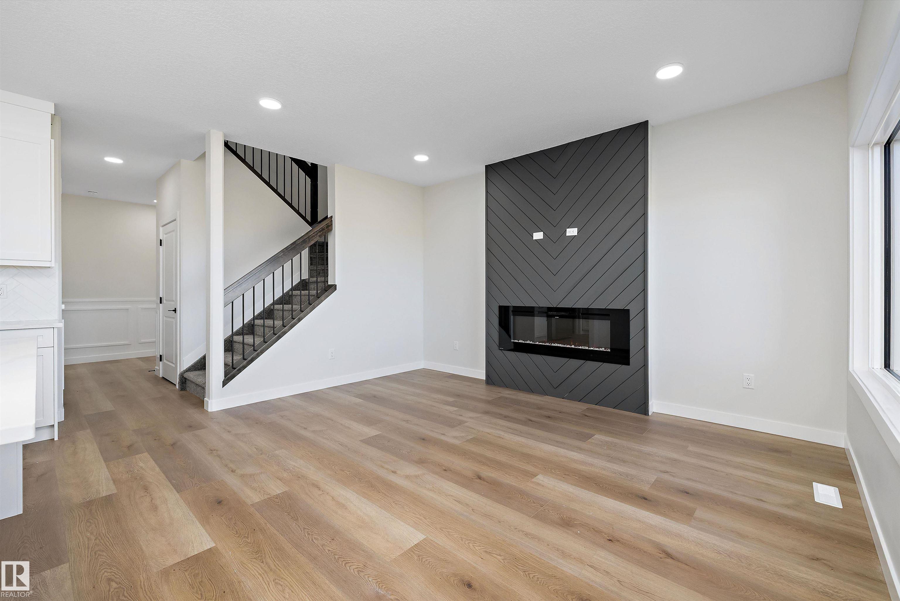 Photo 9 at 22 Chartres, Chérot, St. Albert