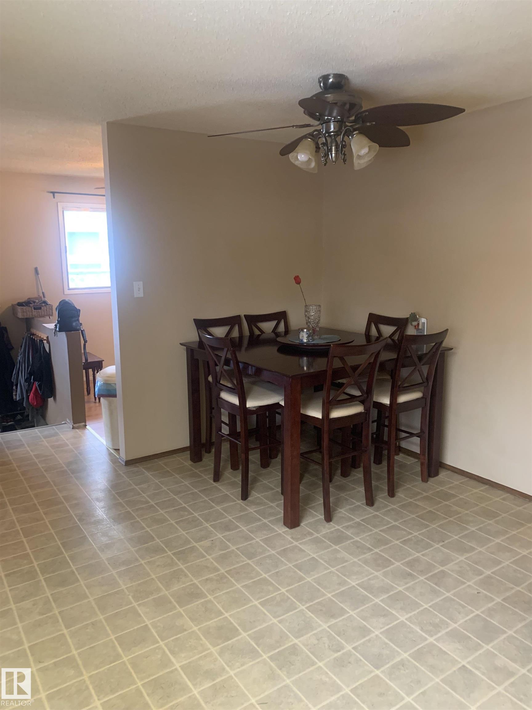 Photo 12 at 118 Corinthia Drive, Corinthia Park, Leduc