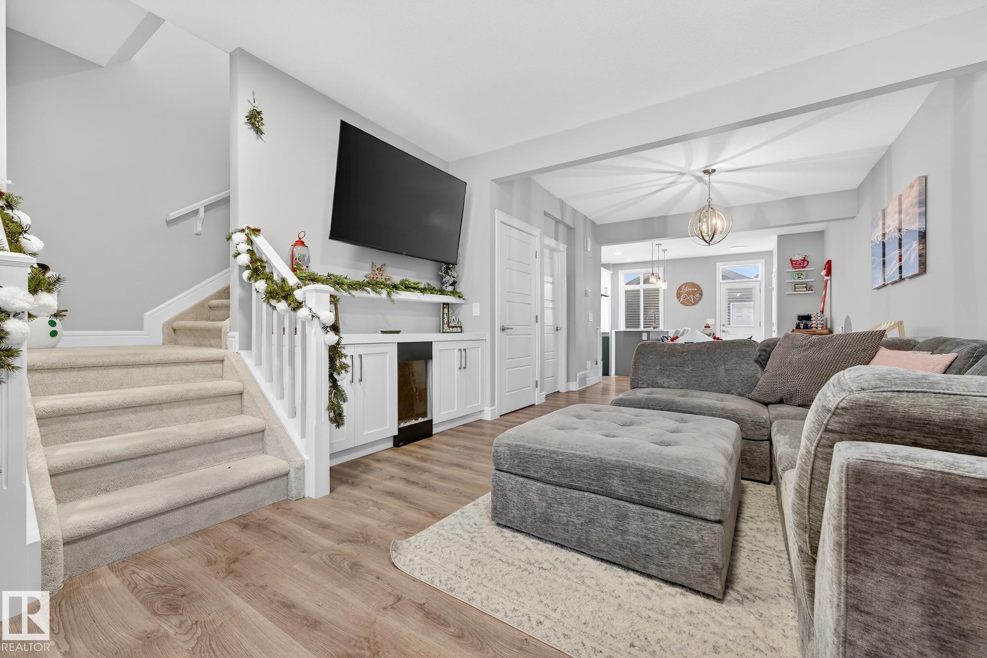 Picture for 1318 SISKIN WD NW