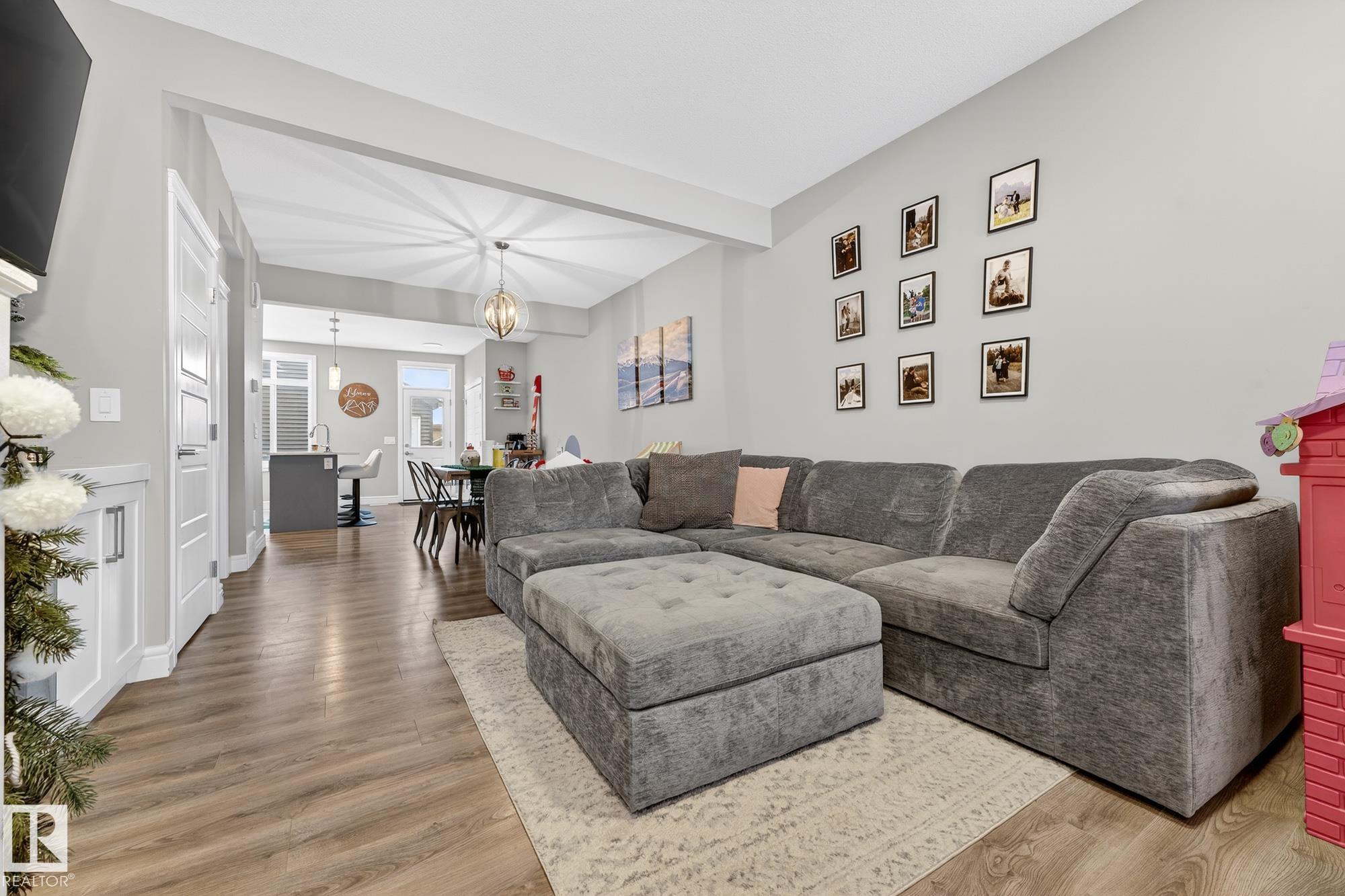 Picture for 1318 SISKIN WD NW