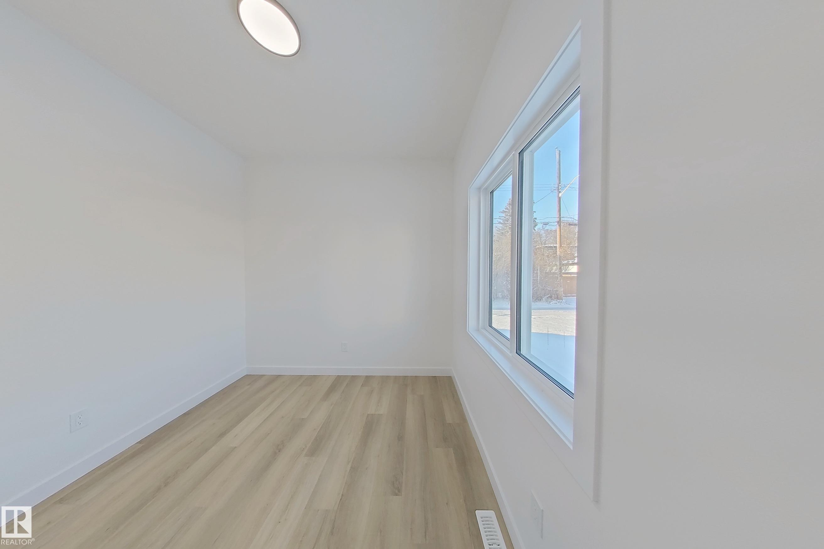 Photo 11 at 12514/16 114 Avenue NW, Inglewood, Edmonton