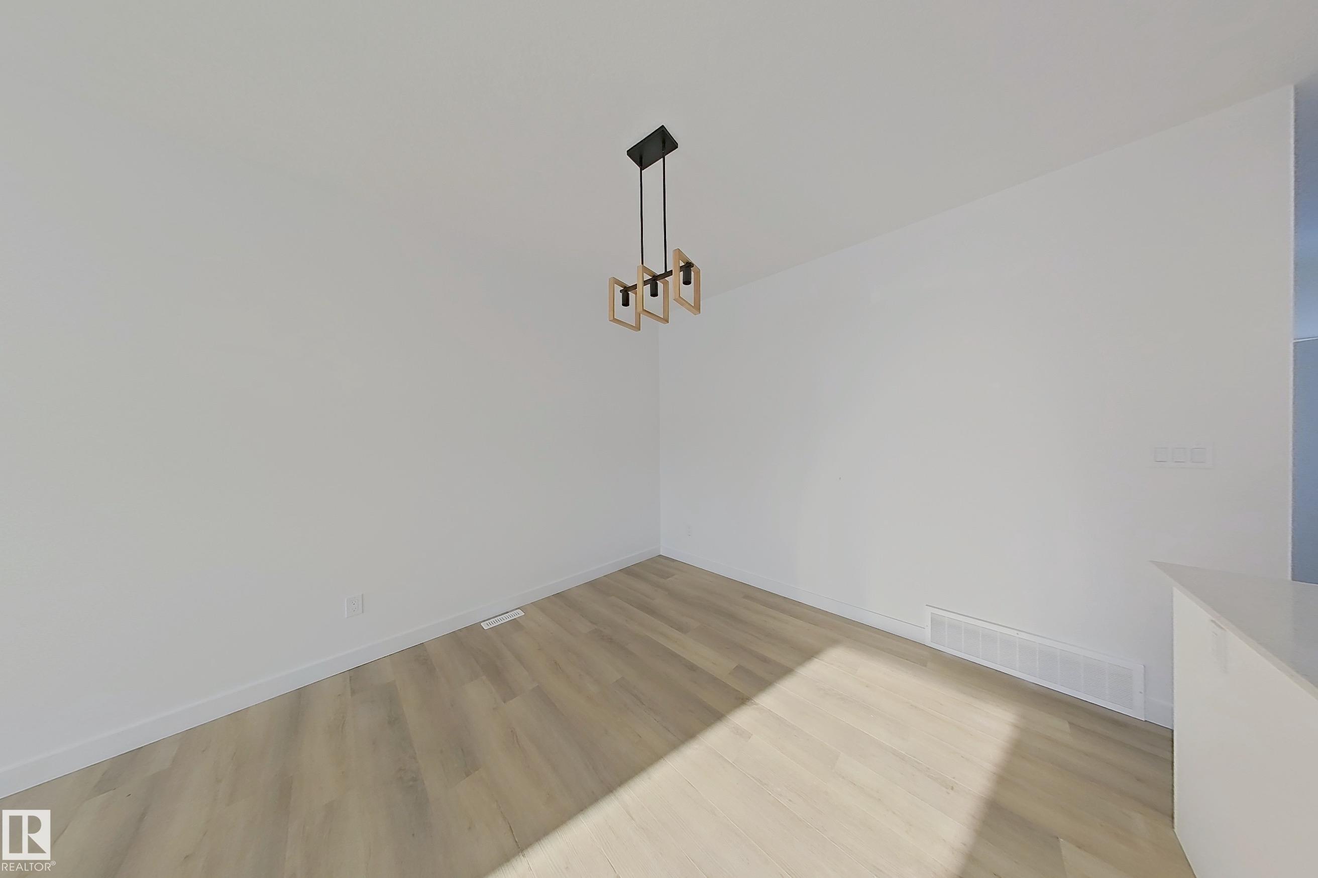 Photo 10 at 12514/16 114 Avenue NW, Inglewood, Edmonton