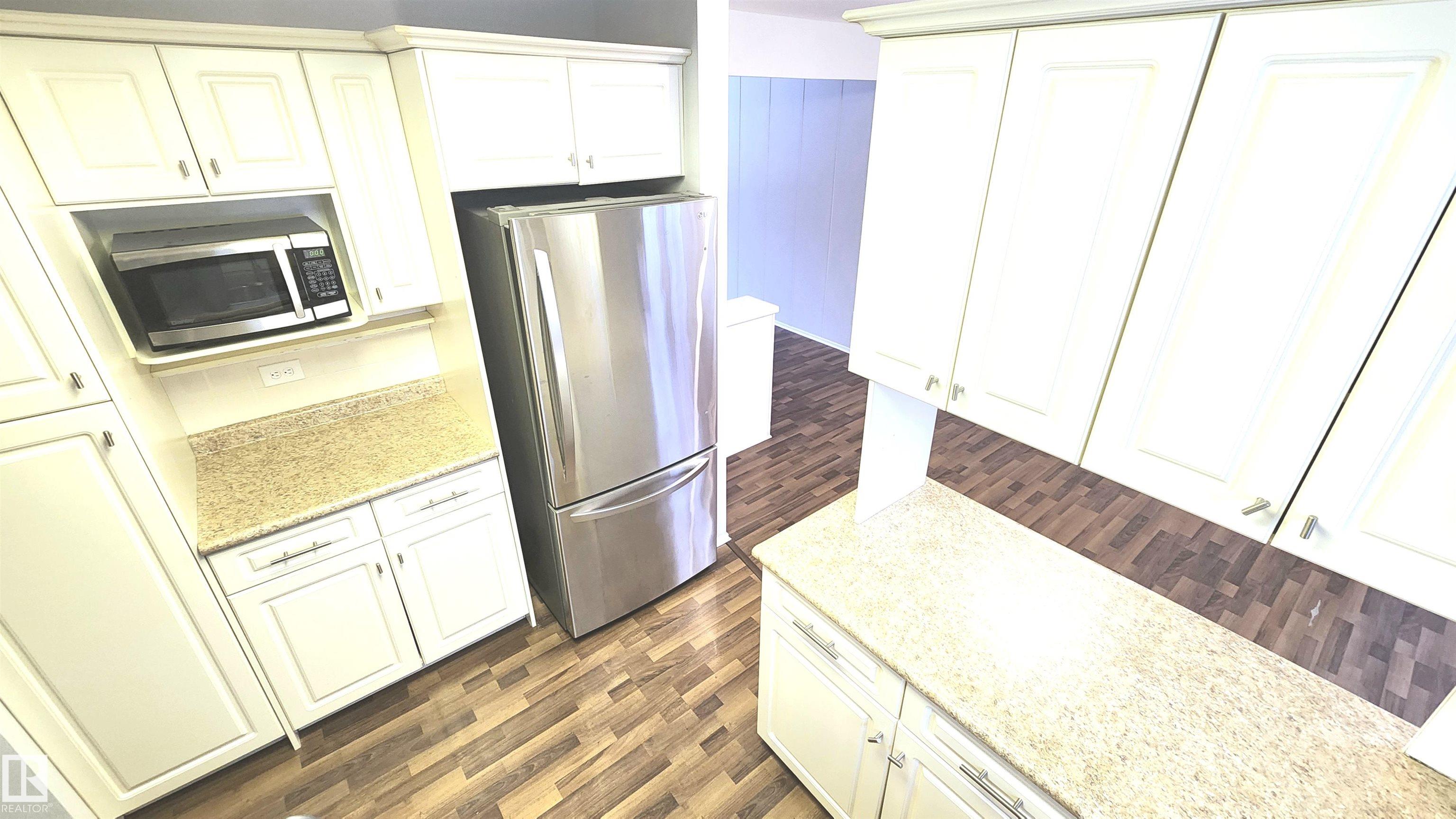 Picture for 11447 127 ST NW