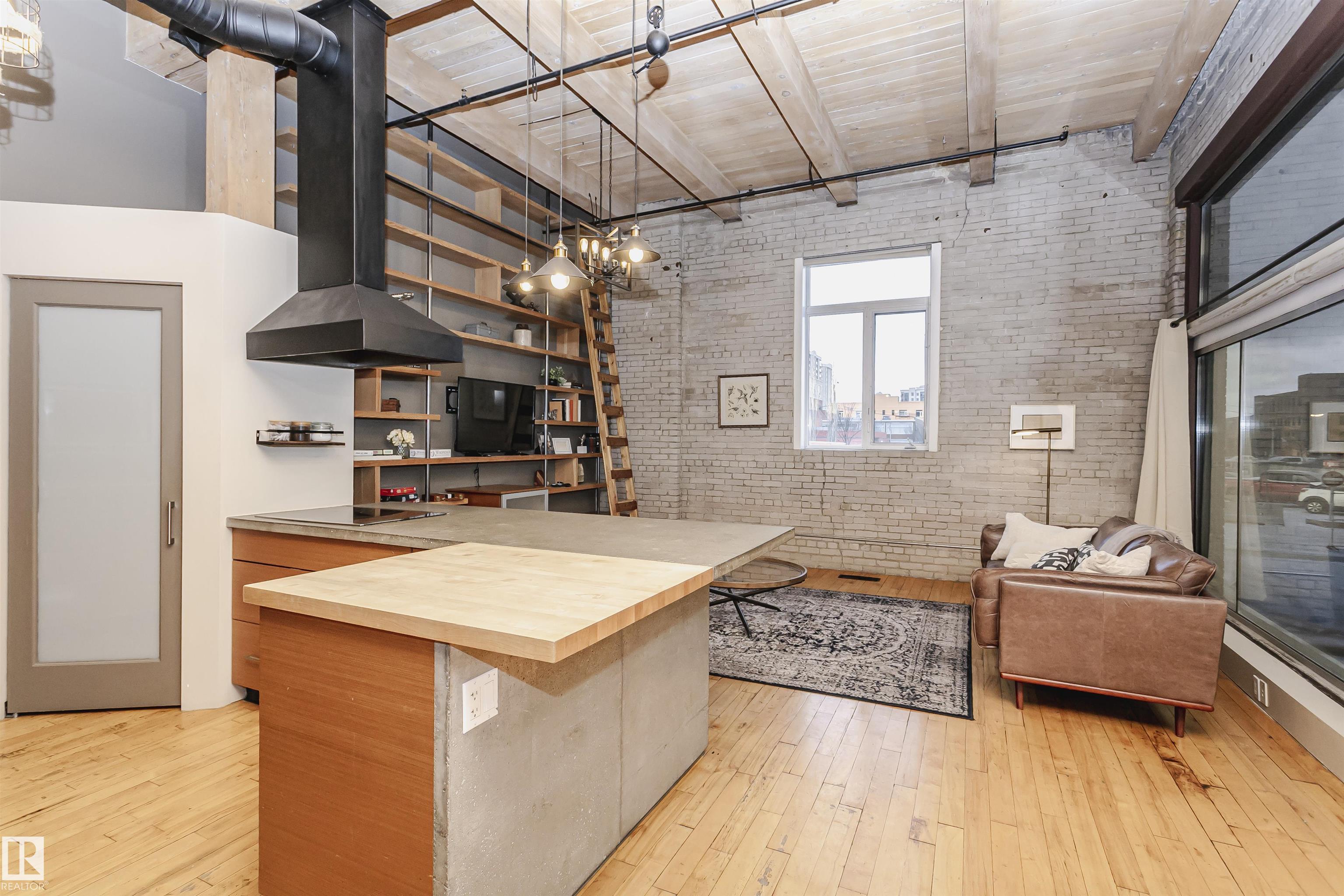 Picture for #118 10309 107 ST NW