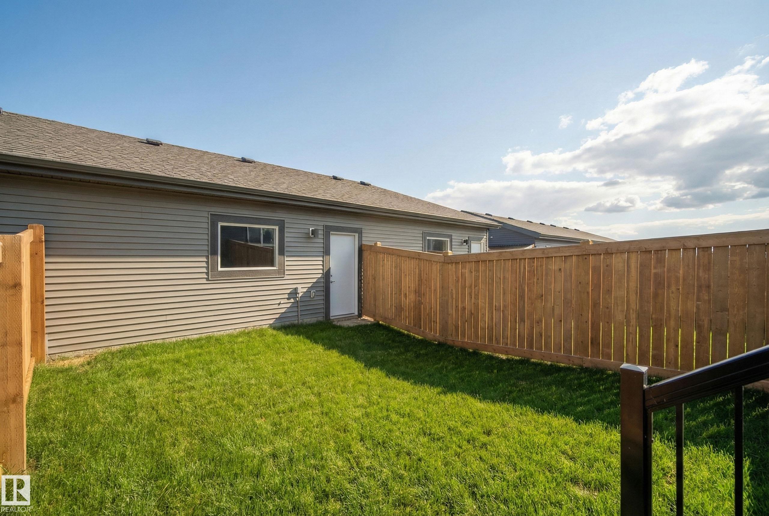 Photo 17 at 5 Tonewood Boulevard, Tonewood, Spruce Grove