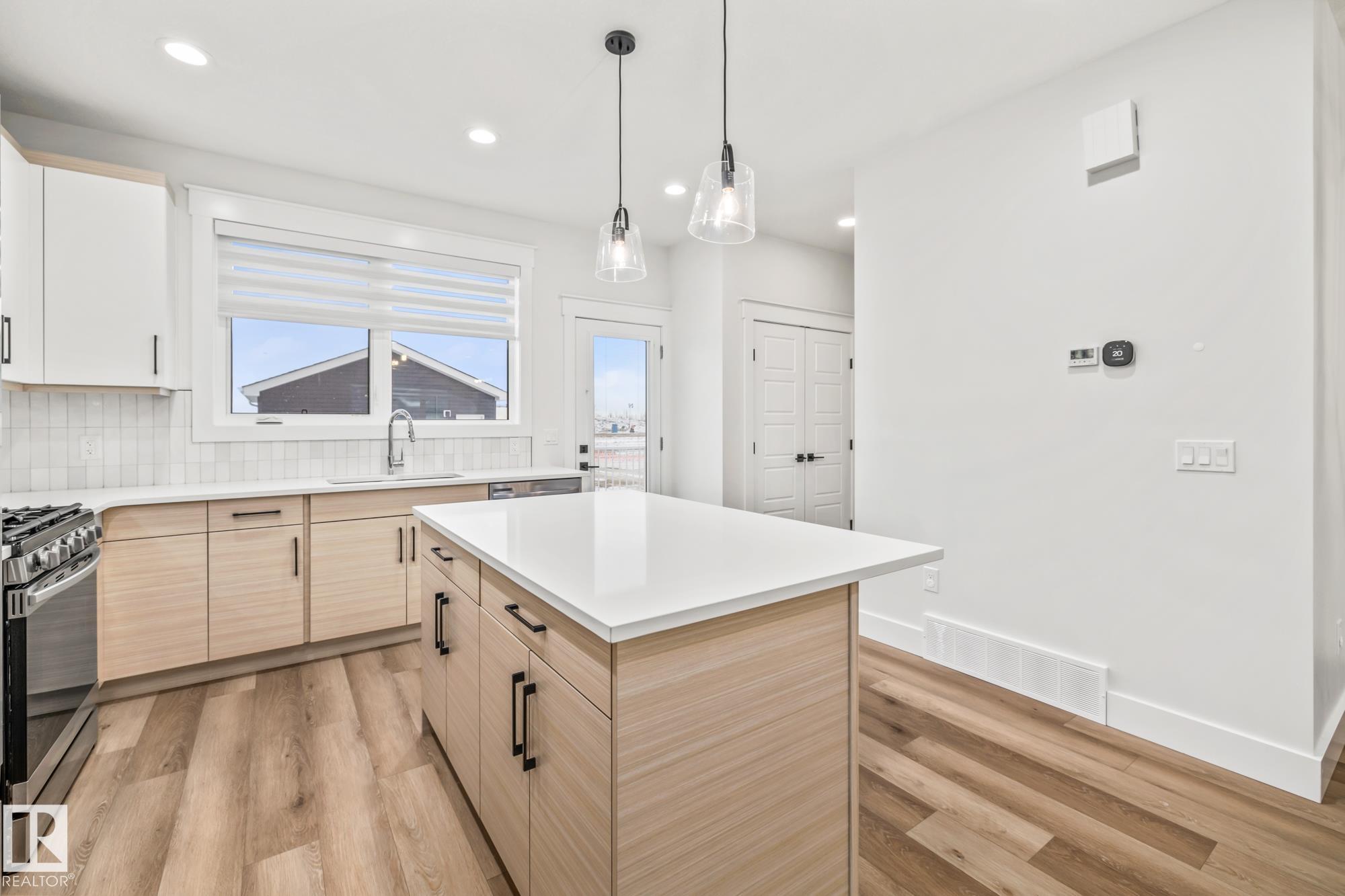 Photo 21 at 10225 92a Avenue, Morinville