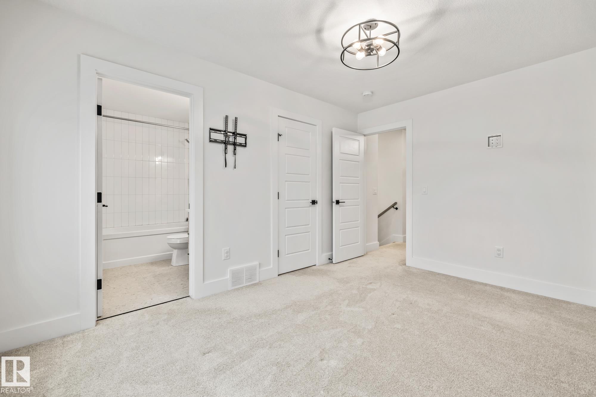 Photo 29 at 10225 92a Avenue, Morinville