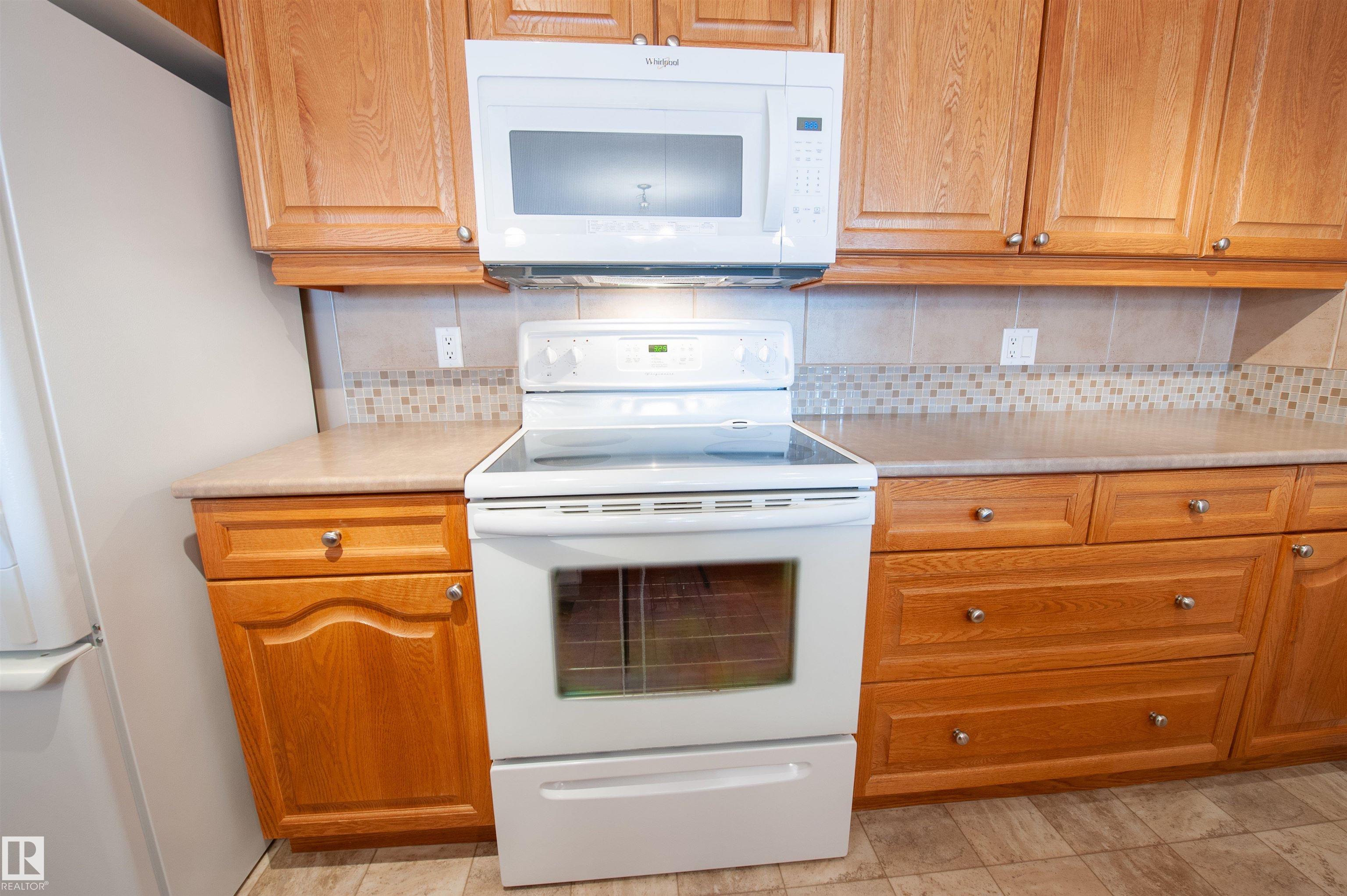 Photo 10 at 116 - 300 Palisades Way, Centennial Village, Sherwood Park