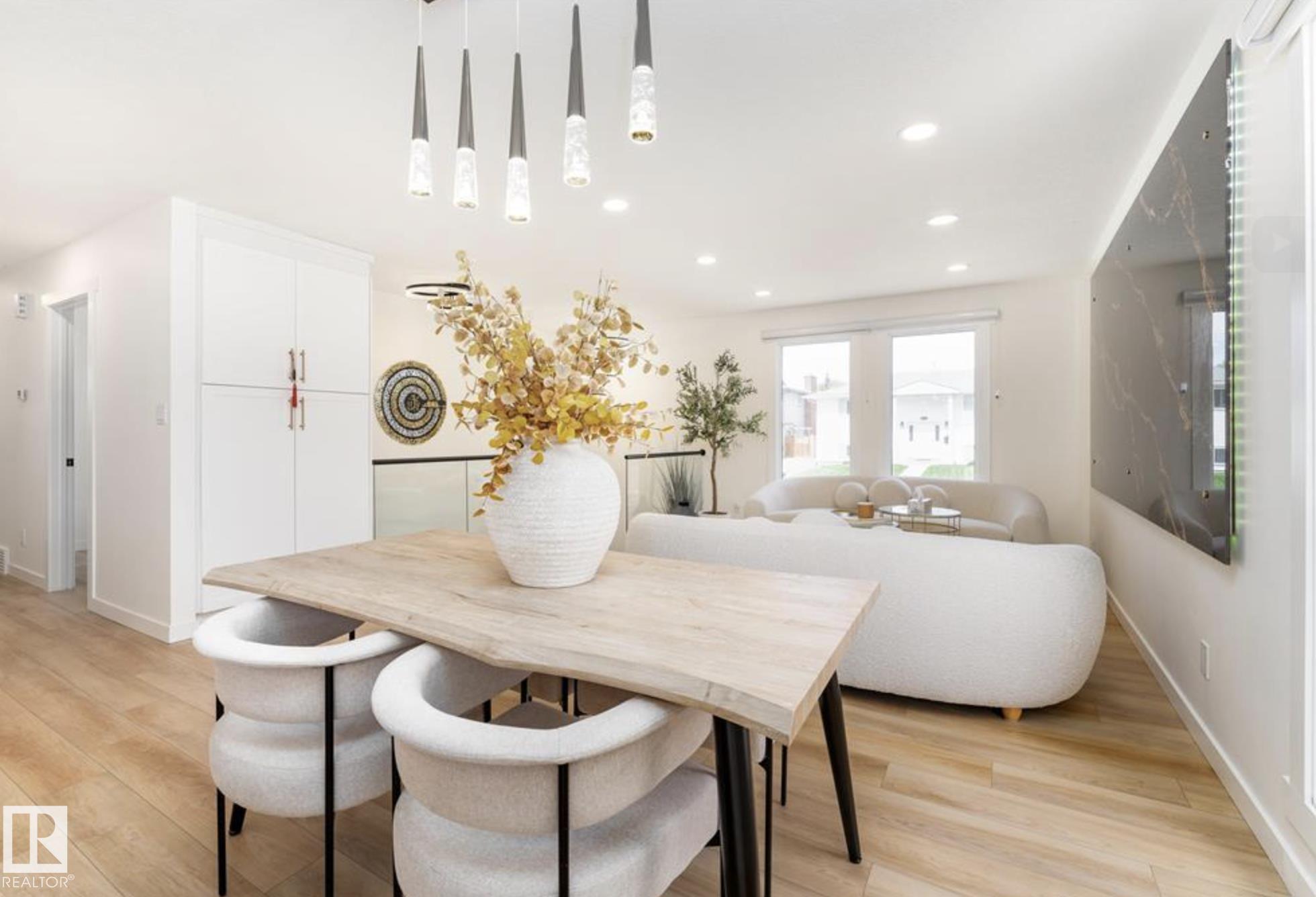 Picture for 17327 106 ST NW