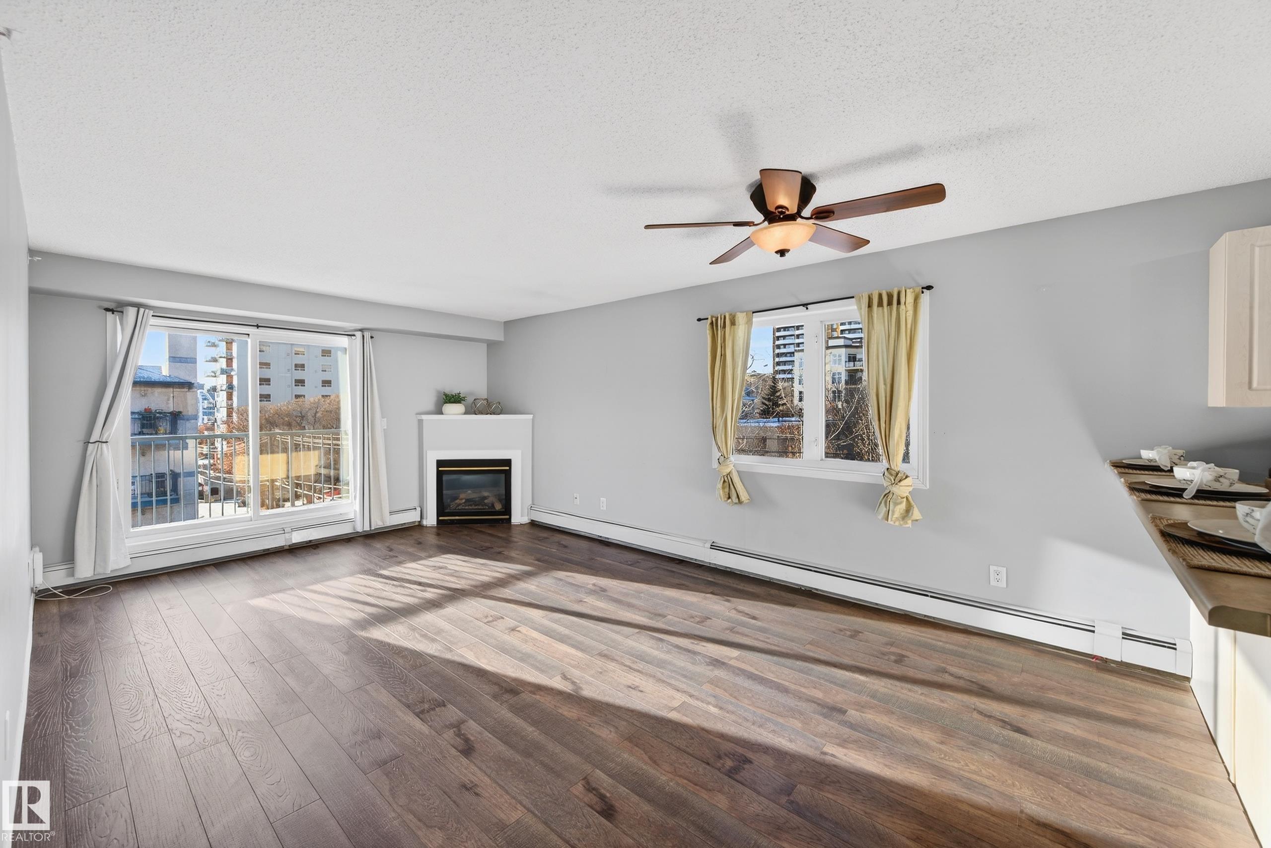 Photo 9 at 418 - 10403 98 Avenue NW, Downtown, Edmonton