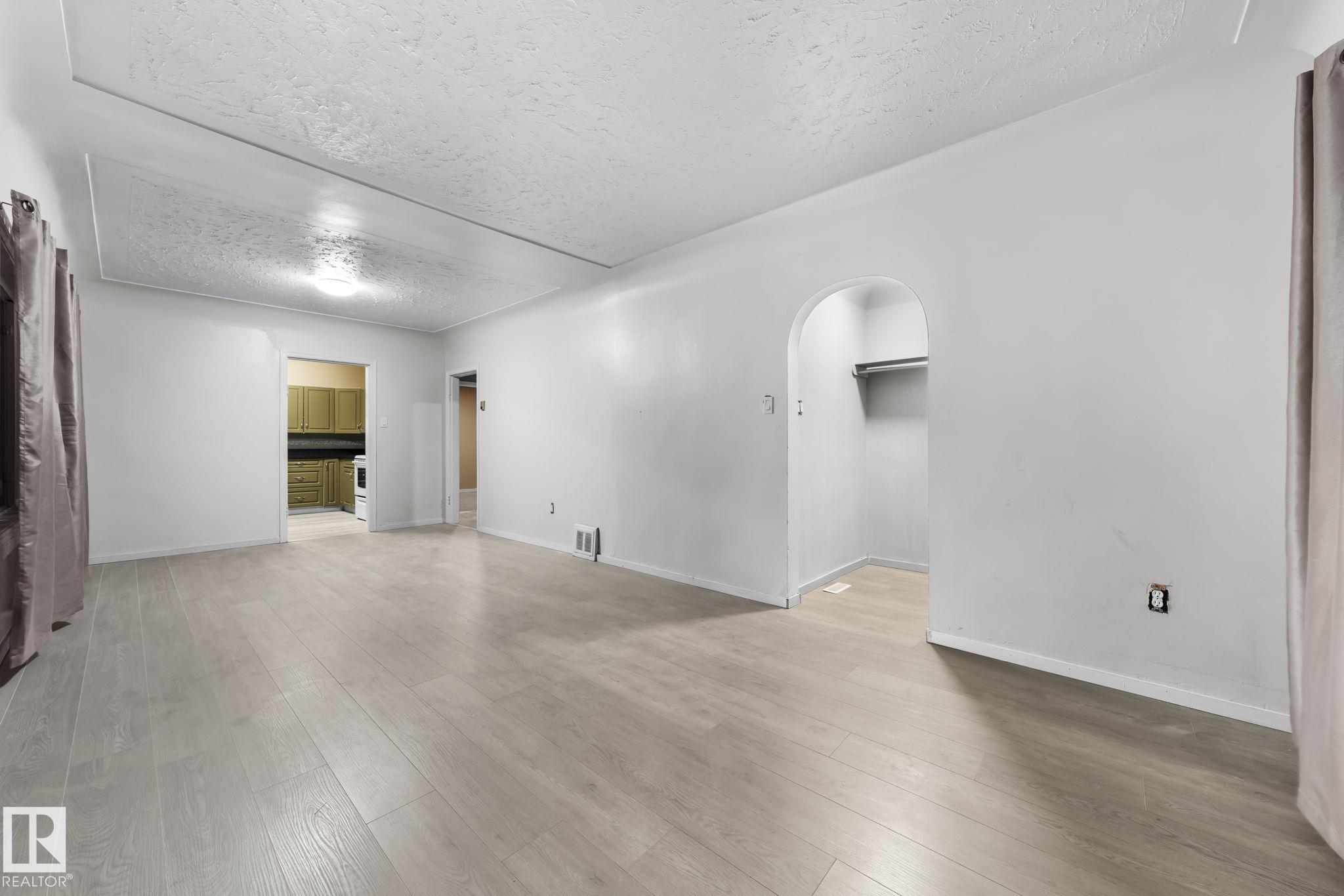 Picture for 11414 85 ST NW NW