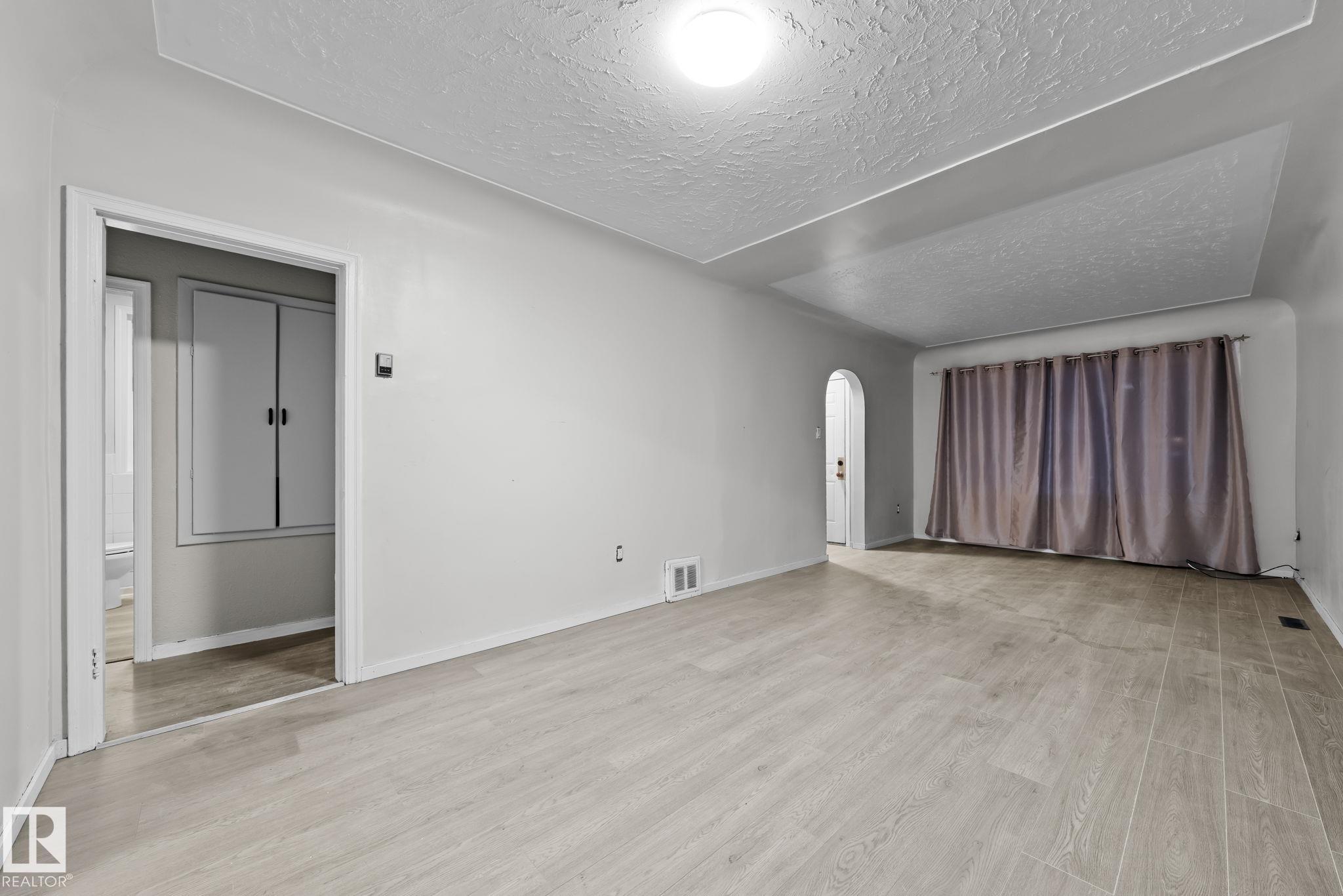 Picture for 11414 85 ST NW NW