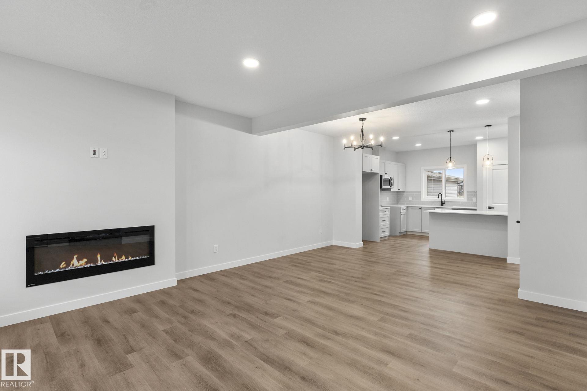 Photo 8 at 11 Sereno Lane, Sienna, Fort Saskatchewan