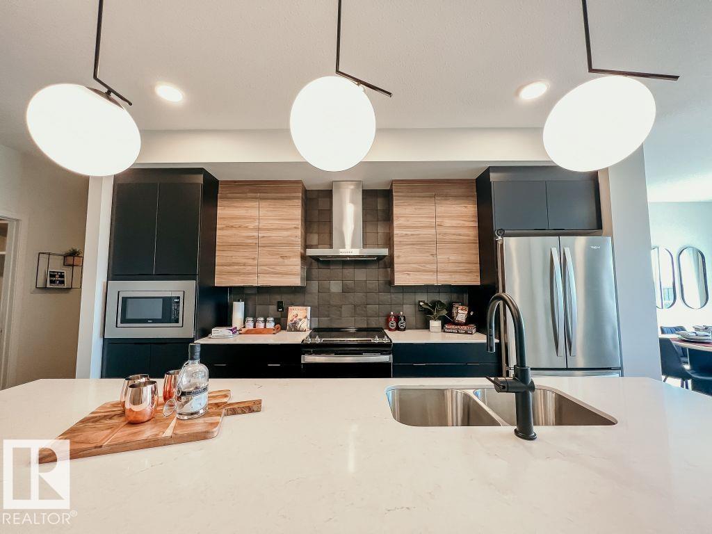 7457 Klapstein Crescent SW, Keswick, Edmonton